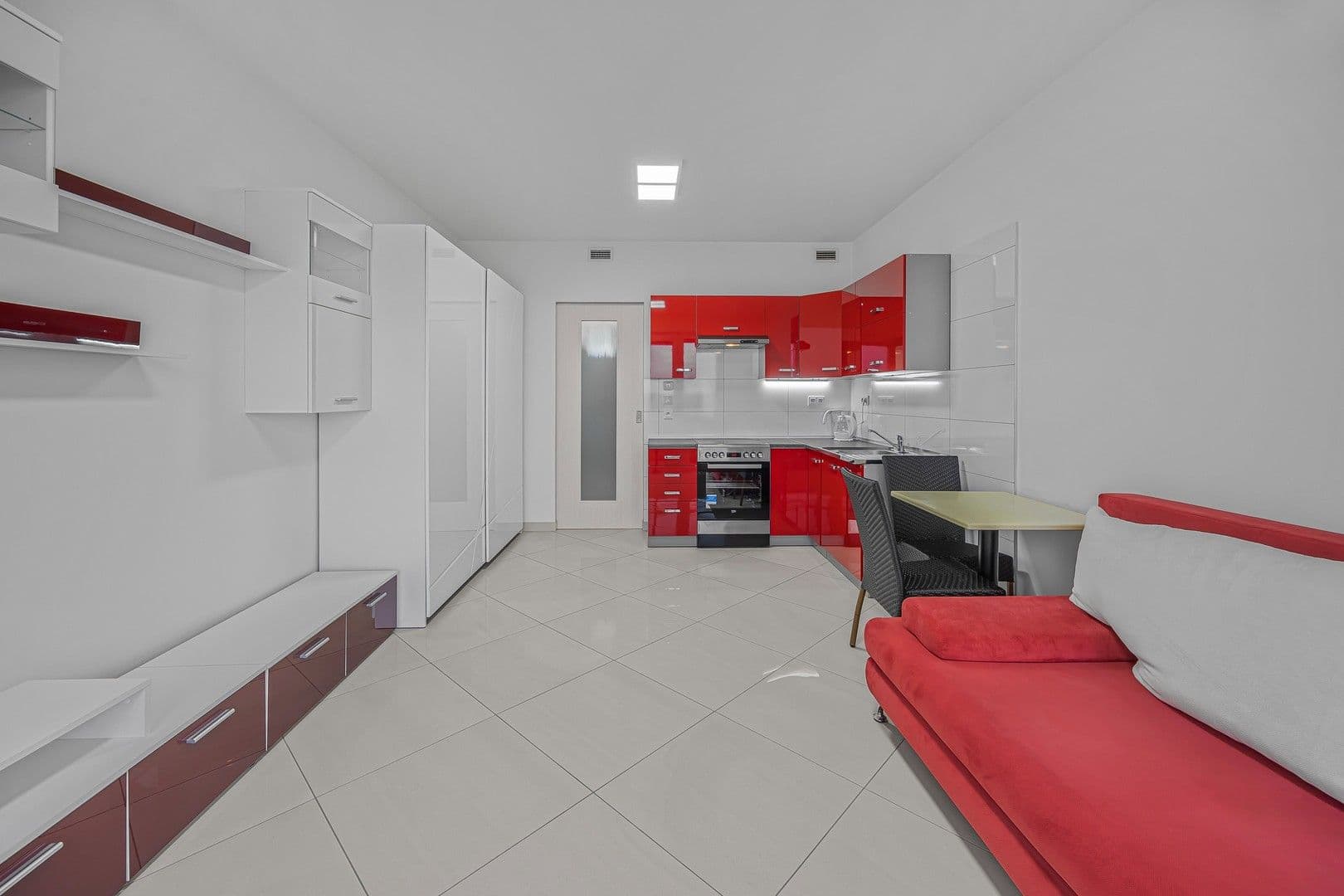 Pronájem bytu 1+kk 29 m², U Radosti, Praha, Praha Pronájem bytu 1+kk 29 m², U Radosti, Praha, Praha