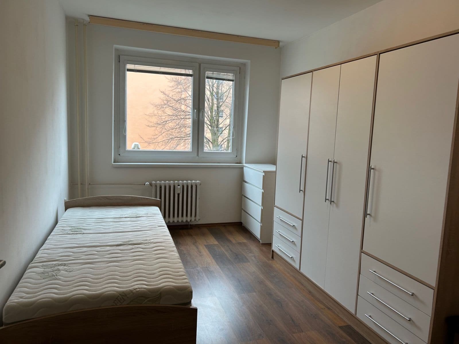 Pronájem bytu 2+kk 43 m², Fibichova, Teplice, Ústecký kraj Pronájem bytu 2+kk 43 m², Fibichova, Teplice, Ústecký kraj