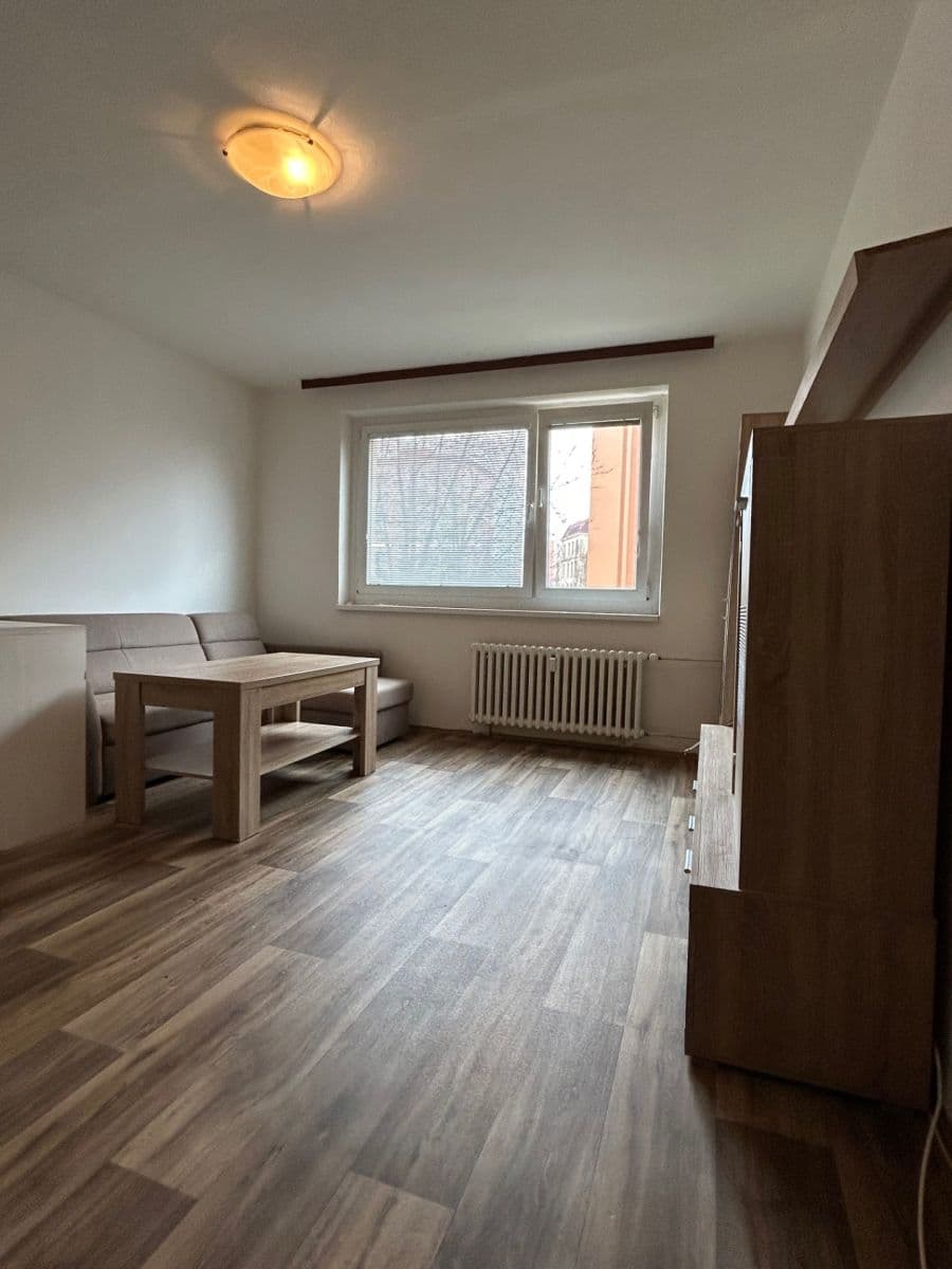 Pronájem bytu 2+kk 43 m², Fibichova, Teplice, Ústecký kraj Pronájem bytu 2+kk 43 m², Fibichova, Teplice, Ústecký kraj