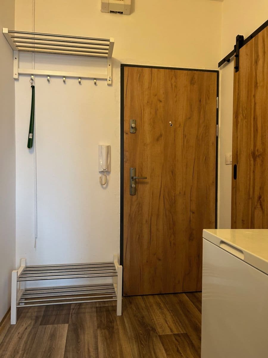 Pronájem bytu 2+kk 43 m², Fibichova, Teplice, Ústecký kraj Pronájem bytu 2+kk 43 m², Fibichova, Teplice, Ústecký kraj