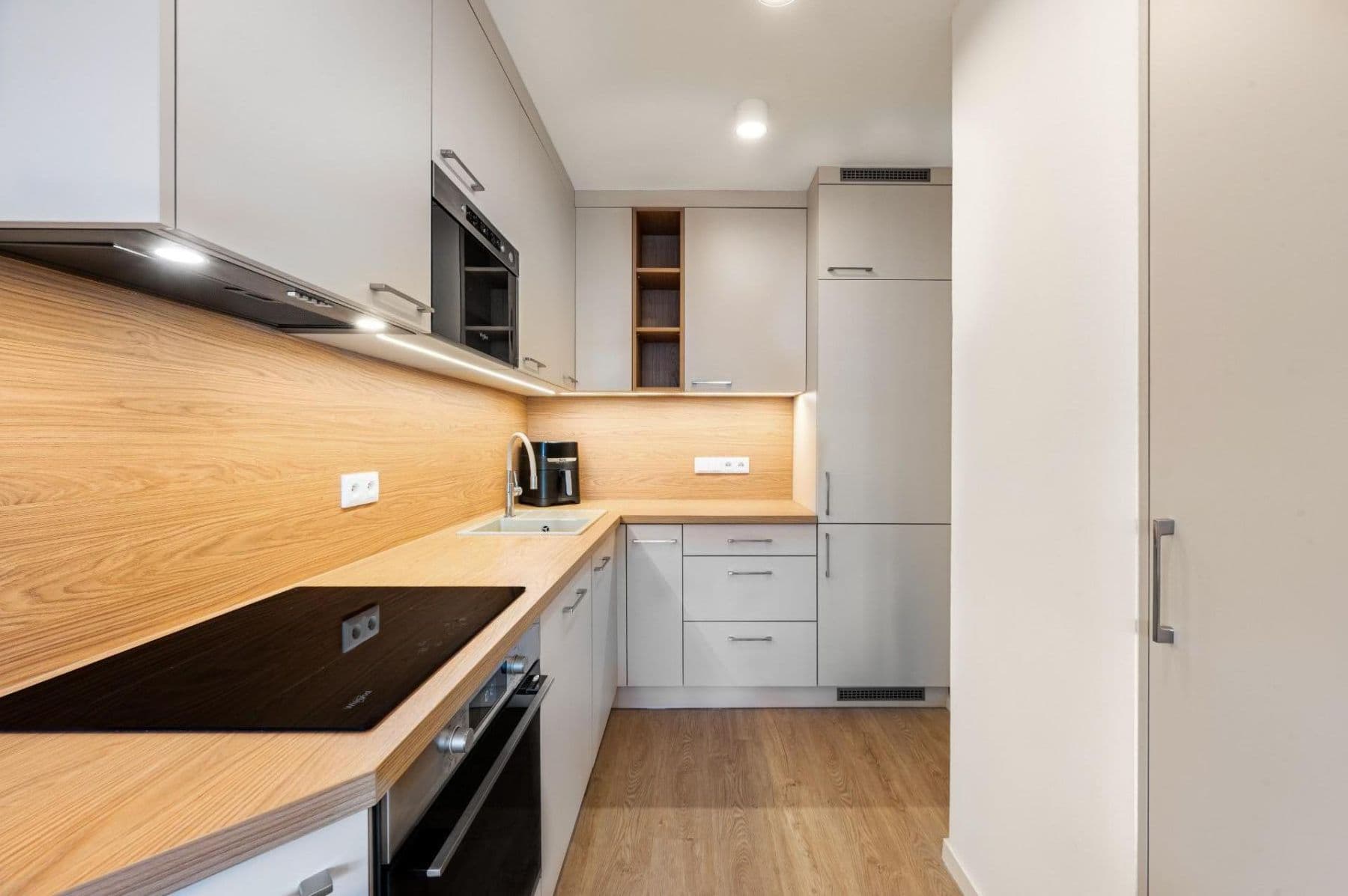 Prodej bytu 3+kk 68 m², Sedlčanská, Praha, Praha Prodej bytu 3+kk 68 m², Sedlčanská, Praha, Praha