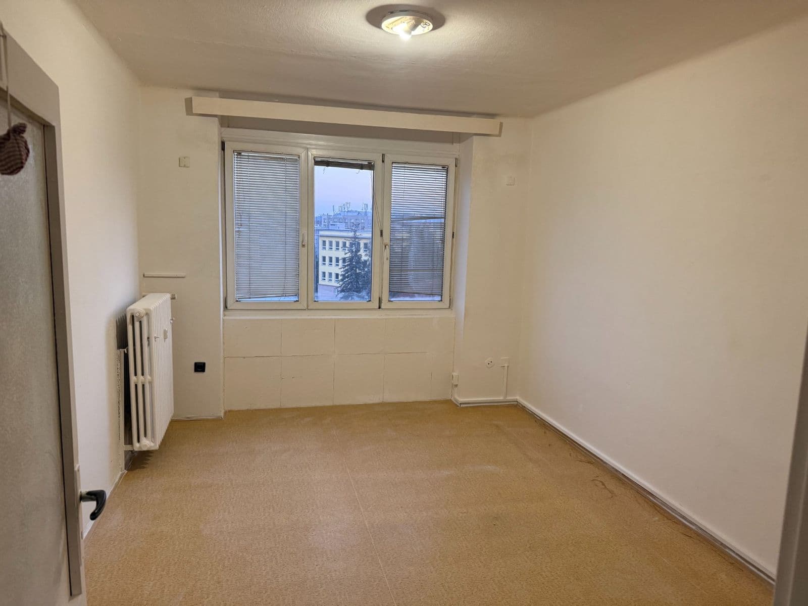Prodej bytu 1+1 41 m², Ruská, Praha, Praha Prodej bytu 1+1 41 m², Ruská, Praha, Praha