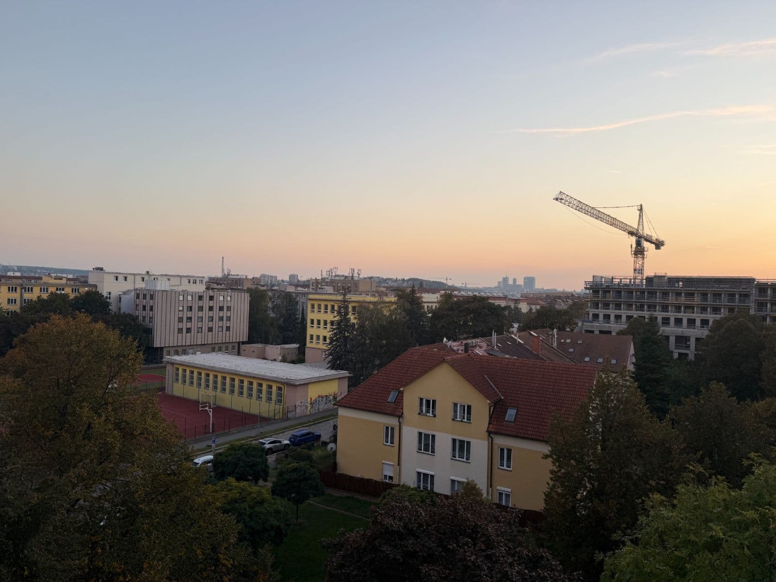 Prodej bytu 1+1 41 m², Ruská, Praha, Praha Prodej bytu 1+1 41 m², Ruská, Praha, Praha