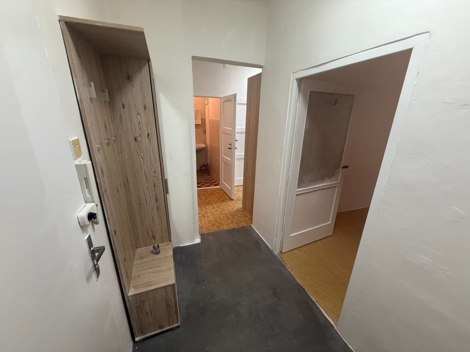 Prodej bytu 1+1 41 m², Ruská, Praha, Praha Prodej bytu 1+1 41 m², Ruská, Praha, Praha