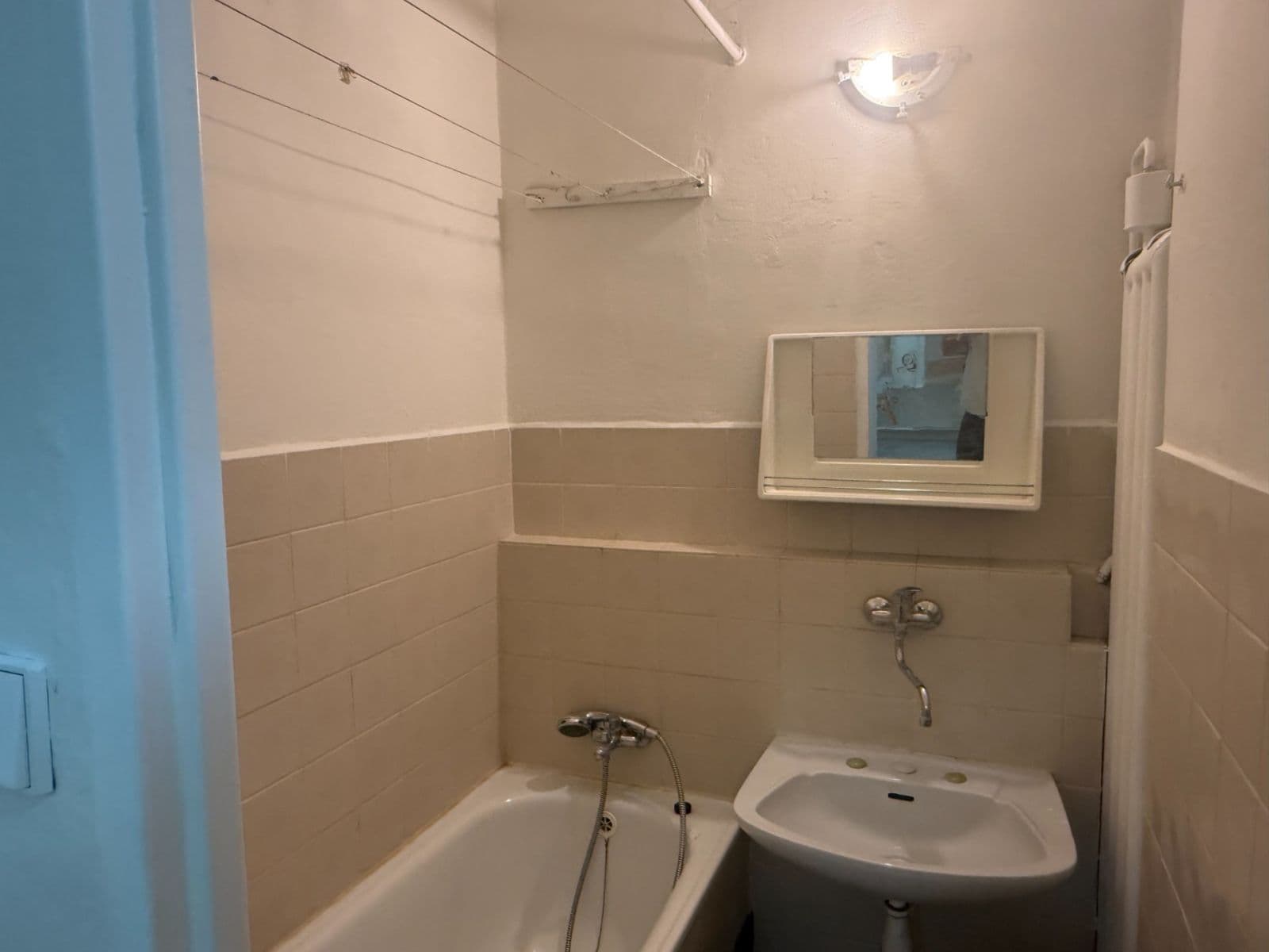 Prodej bytu 1+1 41 m², Ruská, Praha, Praha Prodej bytu 1+1 41 m², Ruská, Praha, Praha