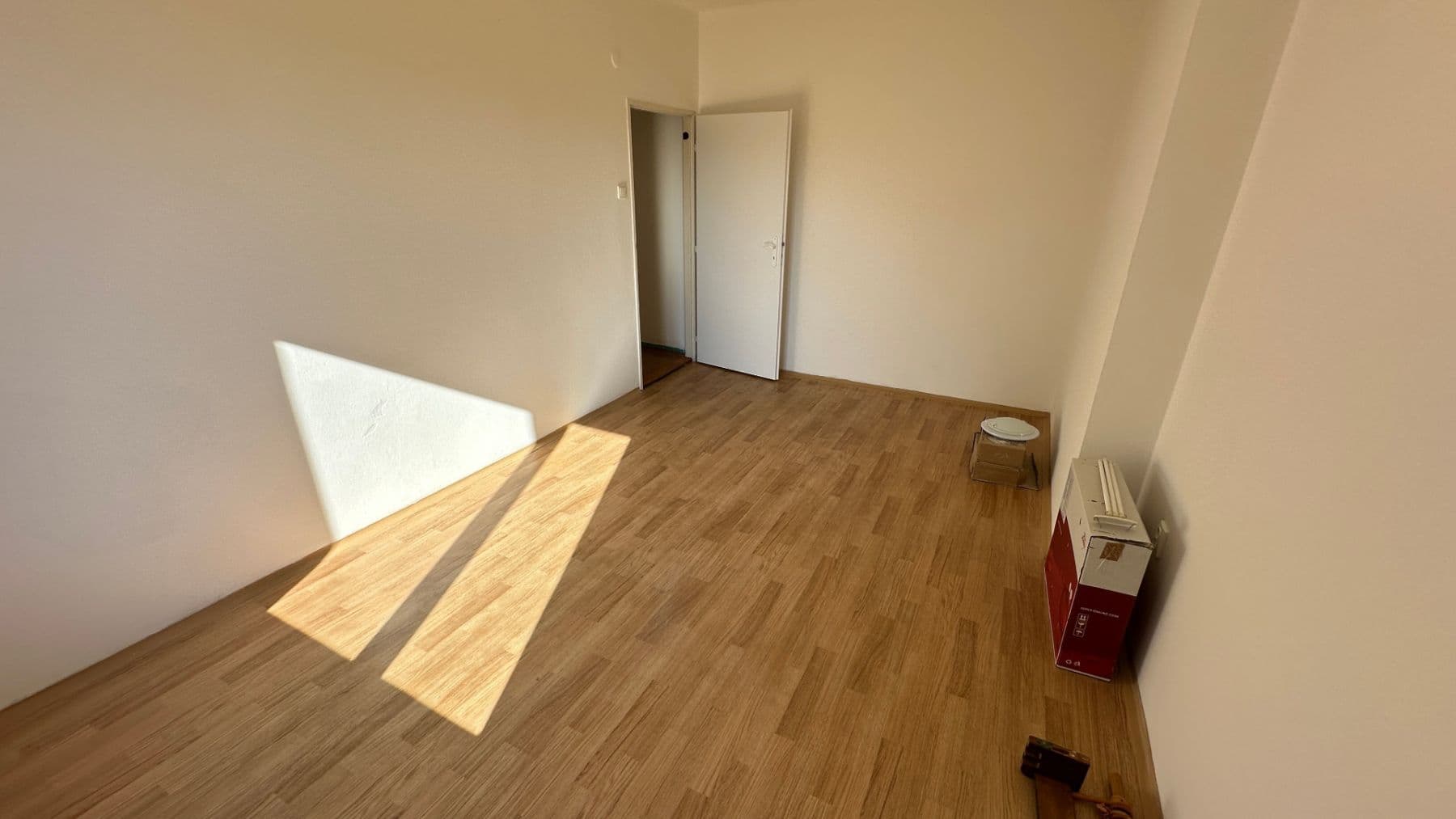 Pronájem bytu 2+1 70 m², nábřeží T. G. Masaryka, Rakovník, Středočeský kraj Pronájem bytu 2+1 70 m², nábřeží T. G. Masaryka, Rakovník, Středočeský kraj