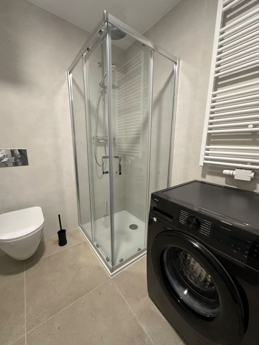 Pronájem bytu 2+kk 35 m², Murmanská, Praha, Praha Pronájem bytu 2+kk 35 m², Murmanská, Praha, Praha