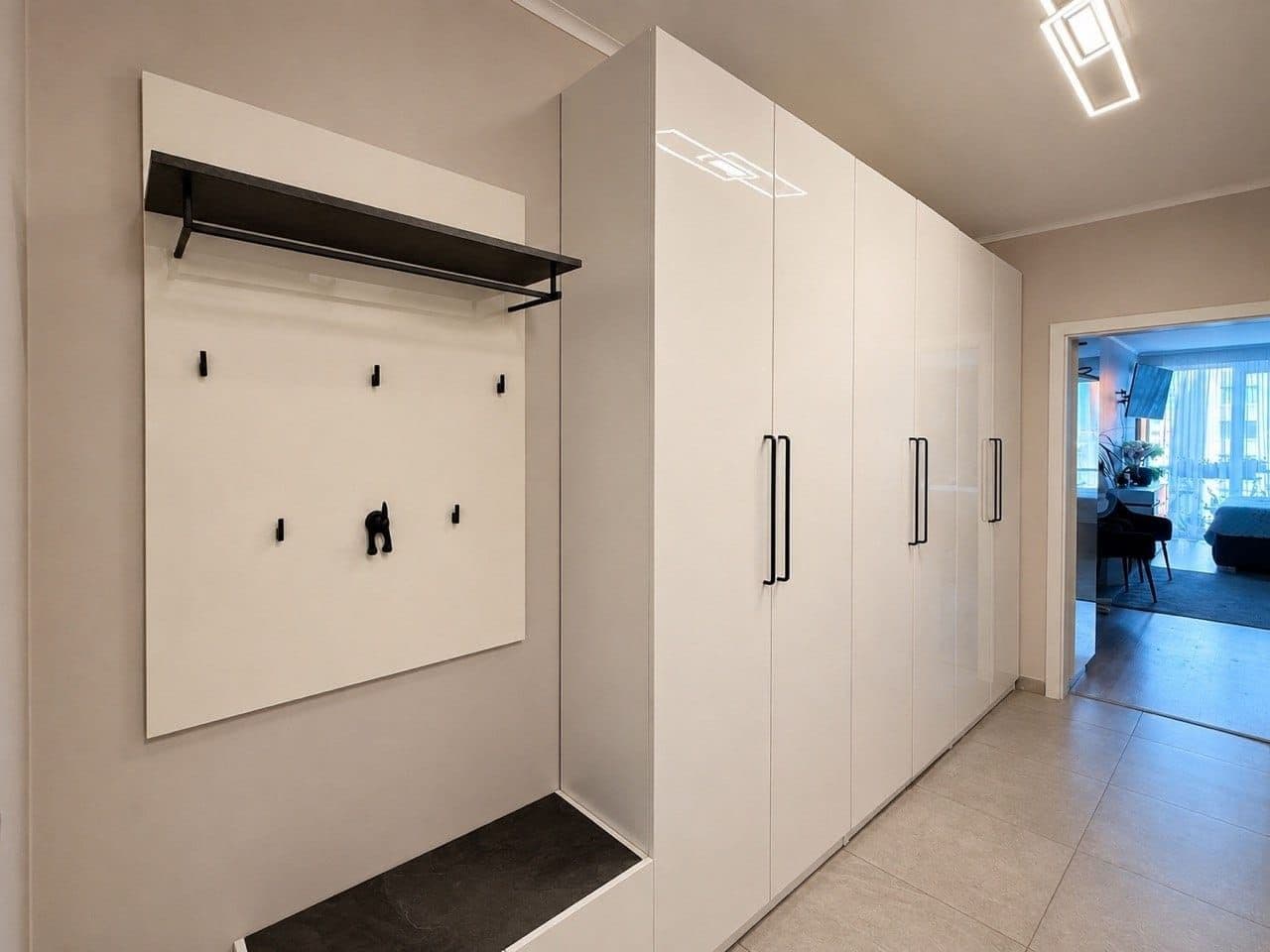 Pronájem bytu 1+kk 38 m², Choceradská, Praha, Praha Pronájem bytu 1+kk 38 m², Choceradská, Praha, Praha