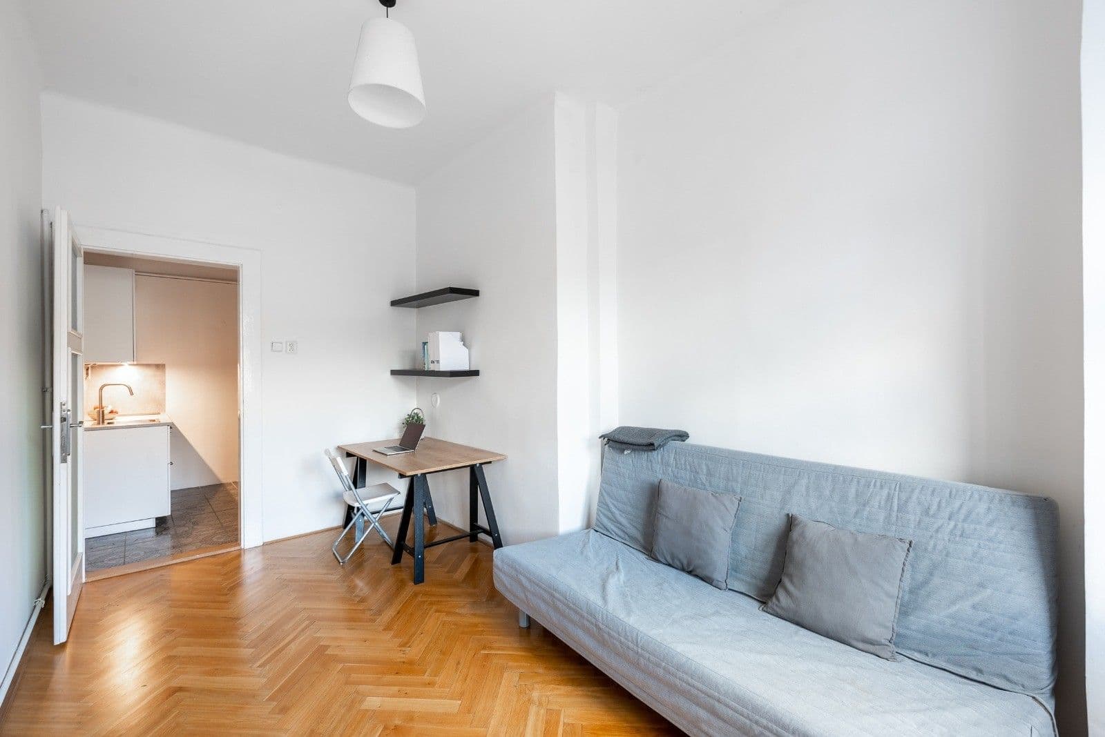 Prodej bytu 2+kk 42 m², Vrchlického, Praha, Praha Prodej bytu 2+kk 42 m², Vrchlického, Praha, Praha