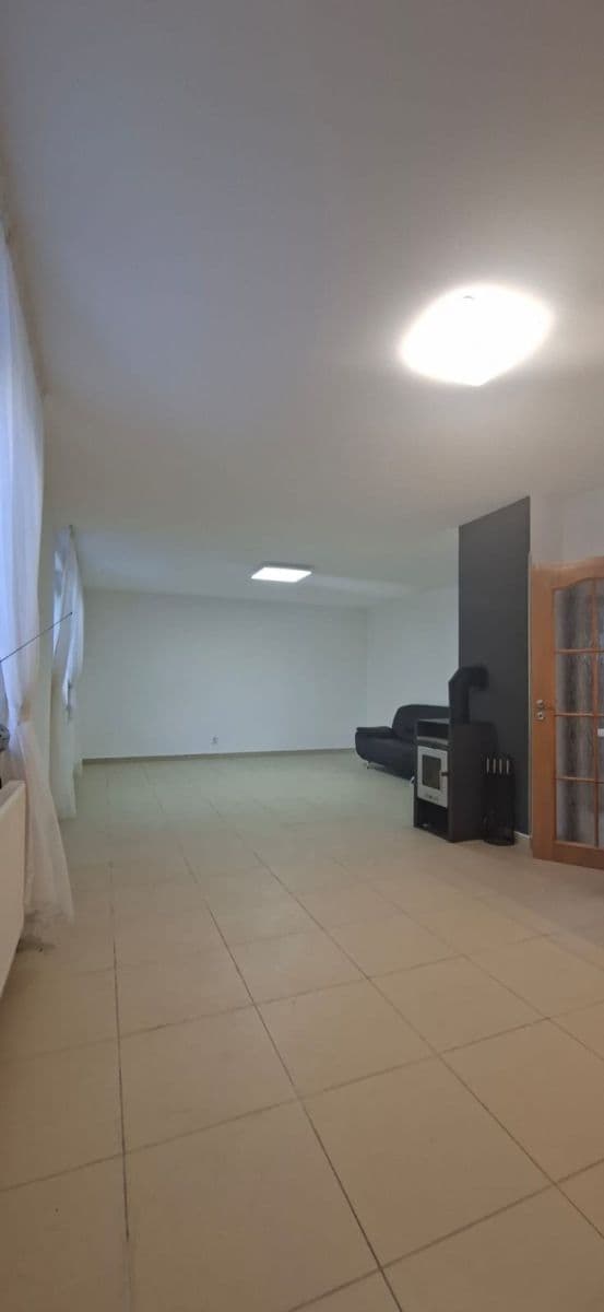 Pronájem bytu 2+kk 74 m², Sv. Čecha, Neratovice, Středočeský kraj Pronájem bytu 2+kk 74 m², Sv. Čecha, Neratovice, Středočeský kraj