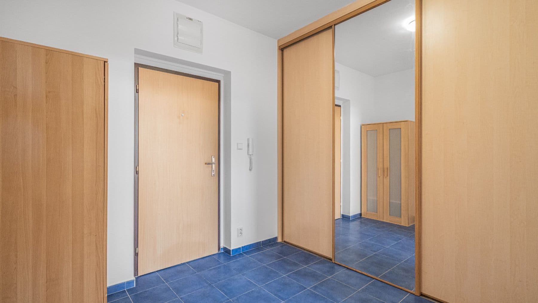 Prodej bytu 2+kk 45 m², Praha, Praha Prodej bytu 2+kk 45 m², Praha, Praha