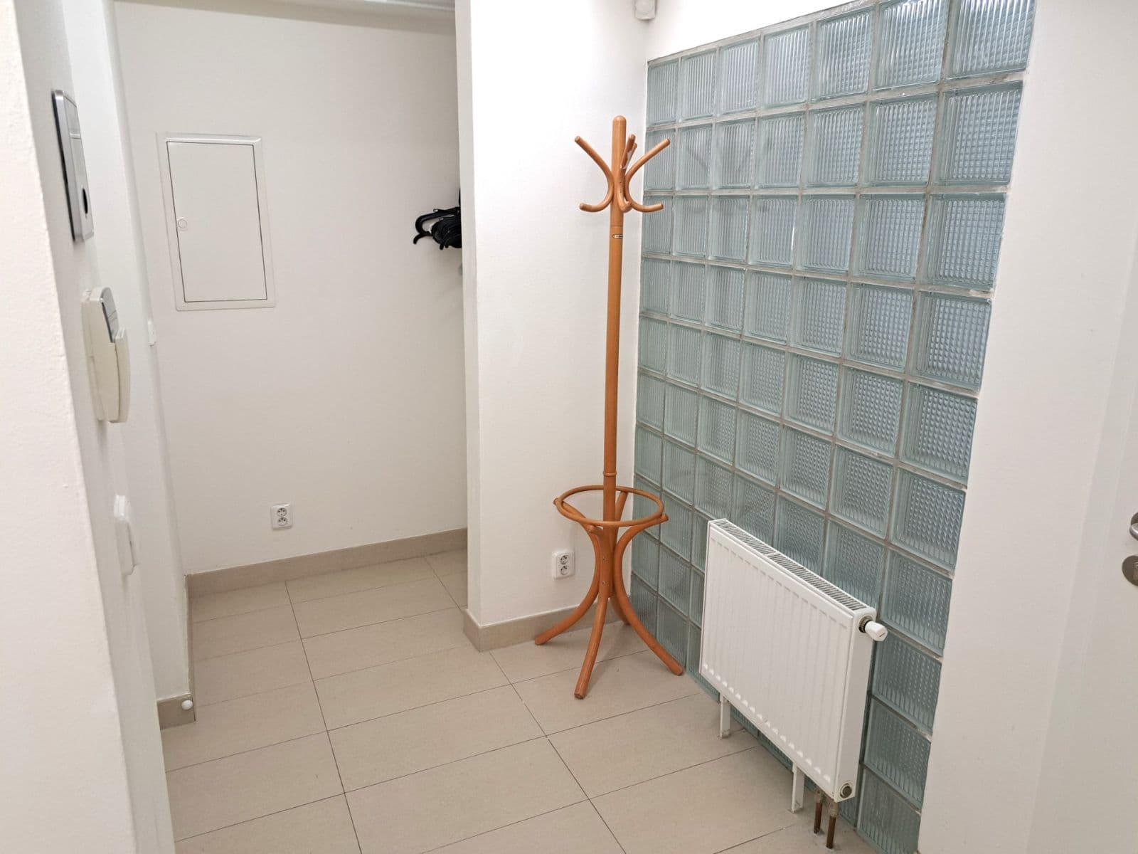 Pronájem bytu 2+1 88 m², Na Třebešíně, Praha, Praha Pronájem bytu 2+1 88 m², Na Třebešíně, Praha, Praha