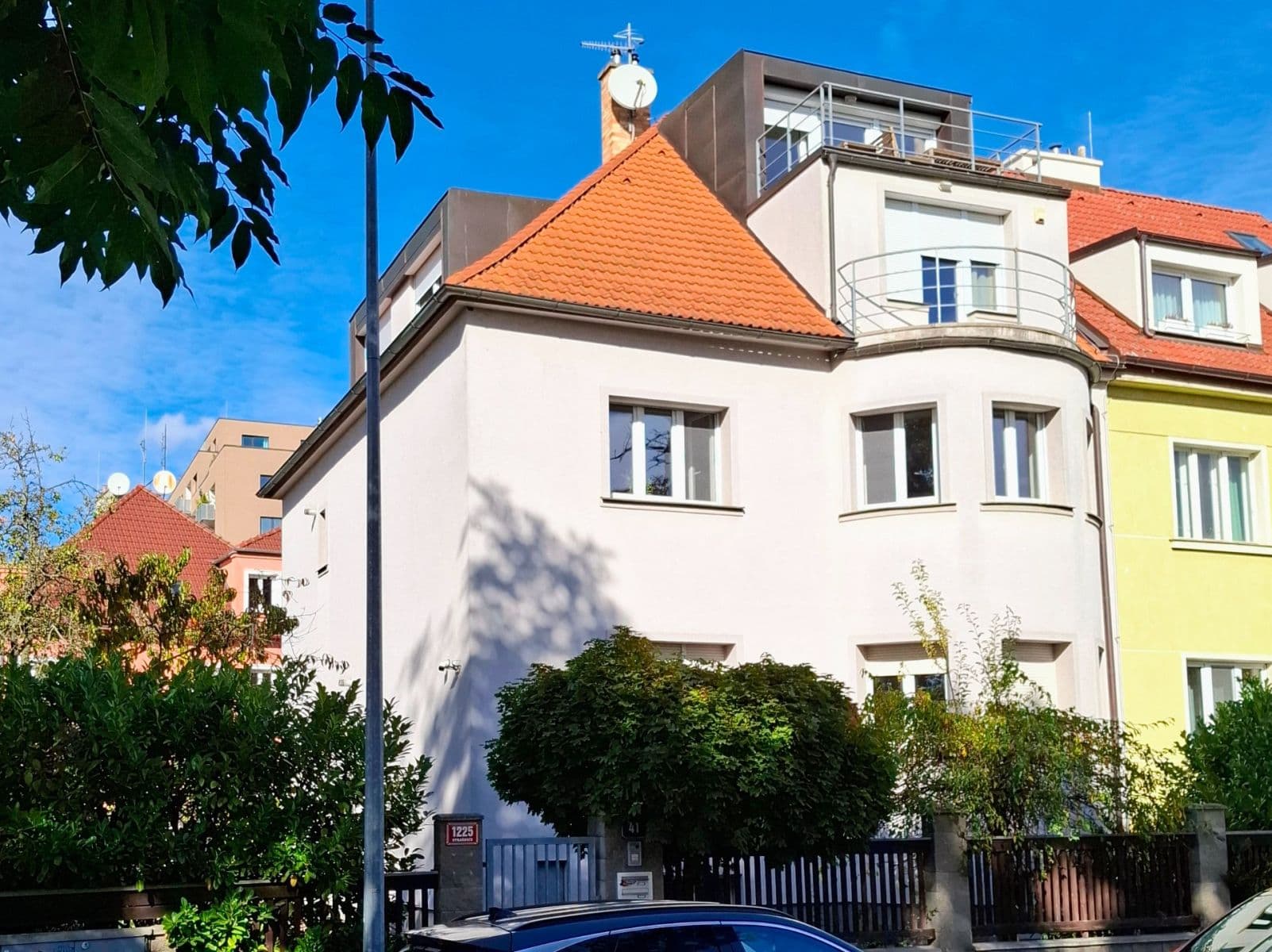 Pronájem bytu 2+1 88 m², Na Třebešíně, Praha, Praha Pronájem bytu 2+1 88 m², Na Třebešíně, Praha, Praha