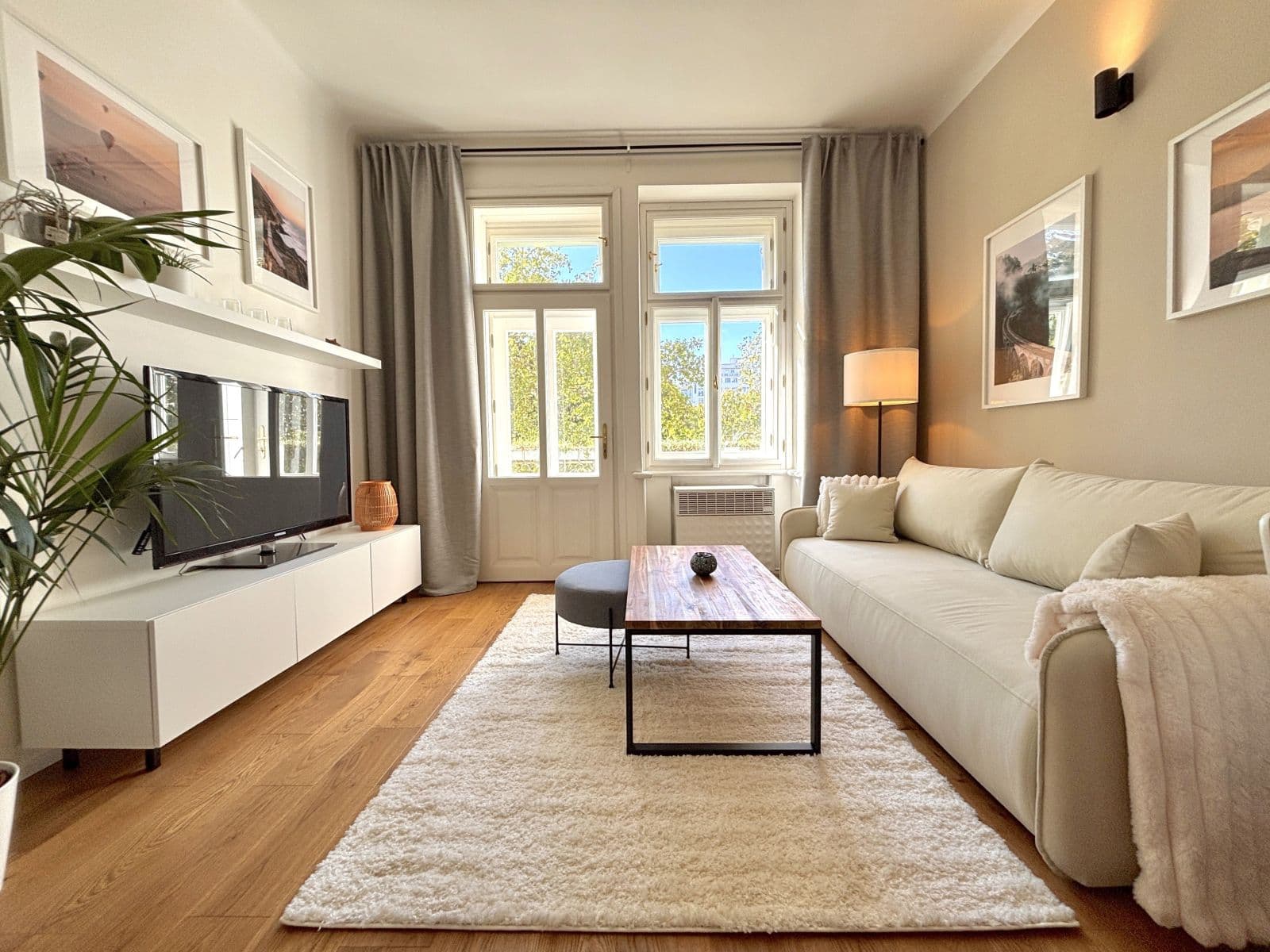 Pronájem bytu 53 m², náměstí Generála Kutlvašra, Praha, Praha Pronájem bytu 53 m², náměstí Generála Kutlvašra, Praha, Praha