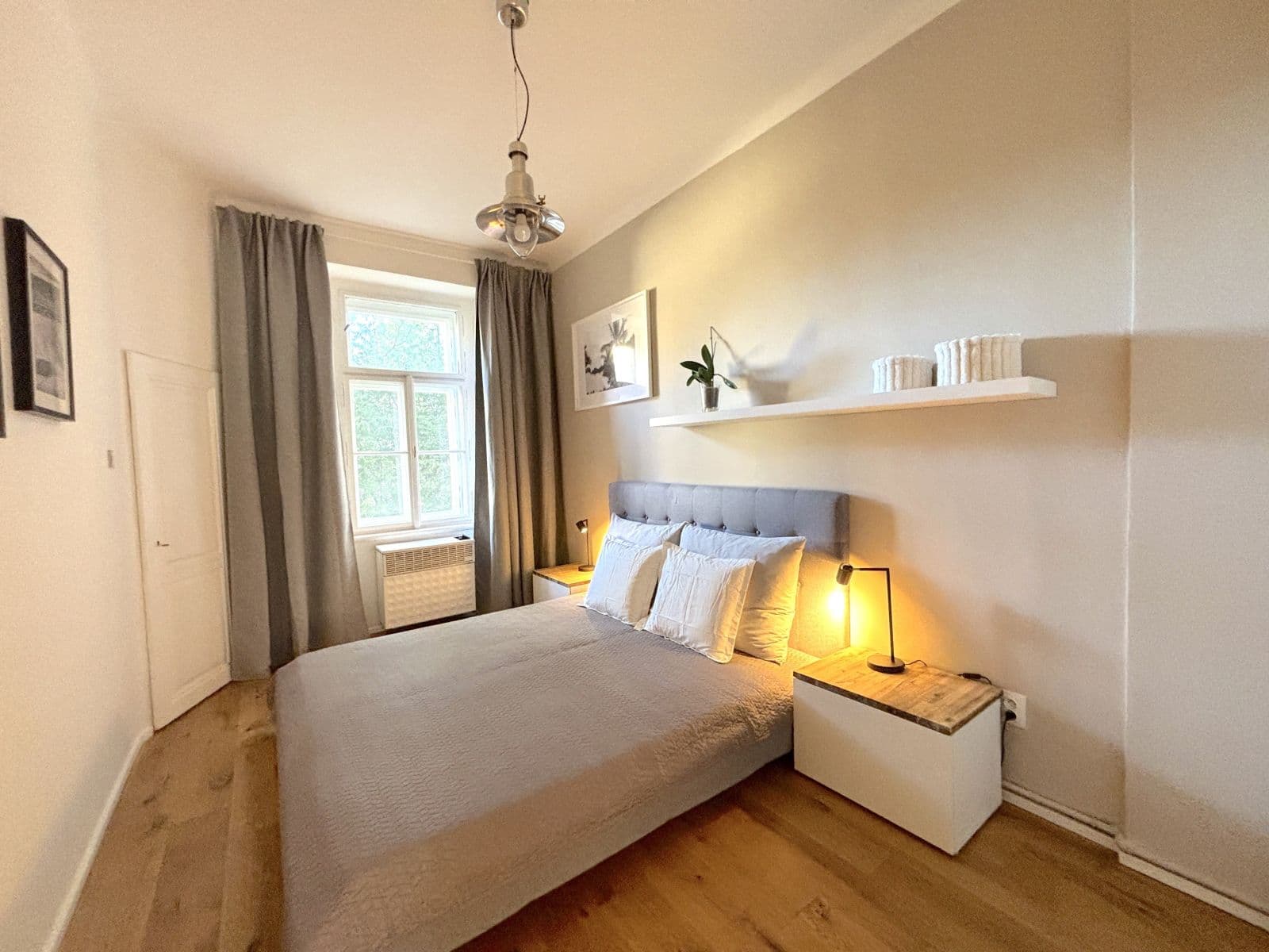 Pronájem bytu 53 m², náměstí Generála Kutlvašra, Praha, Praha Pronájem bytu 53 m², náměstí Generála Kutlvašra, Praha, Praha