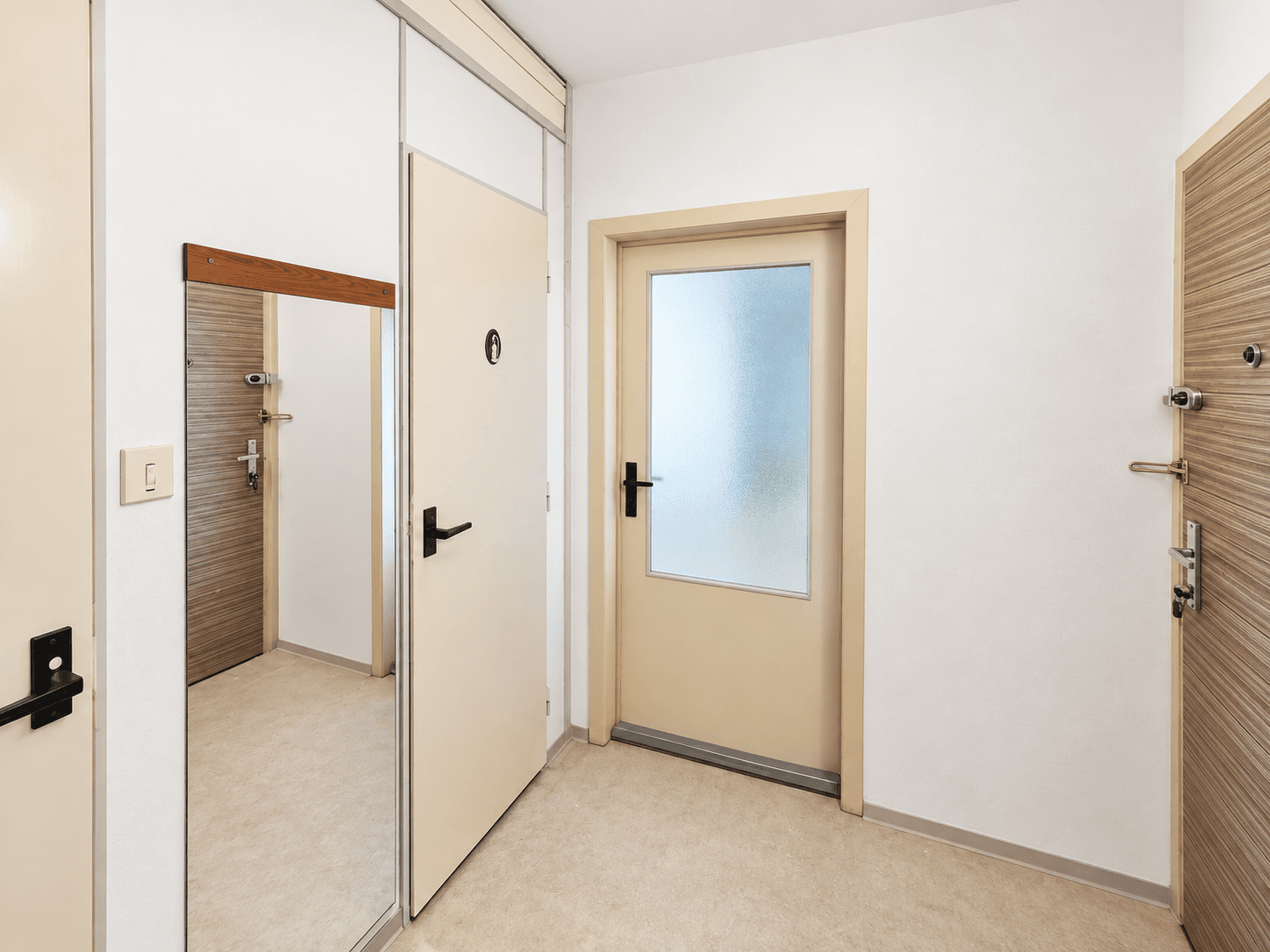 Prodej bytu 1+kk 28 m², Benkova, Praha, Praha Prodej bytu 1+kk 28 m², Benkova, Praha, Praha