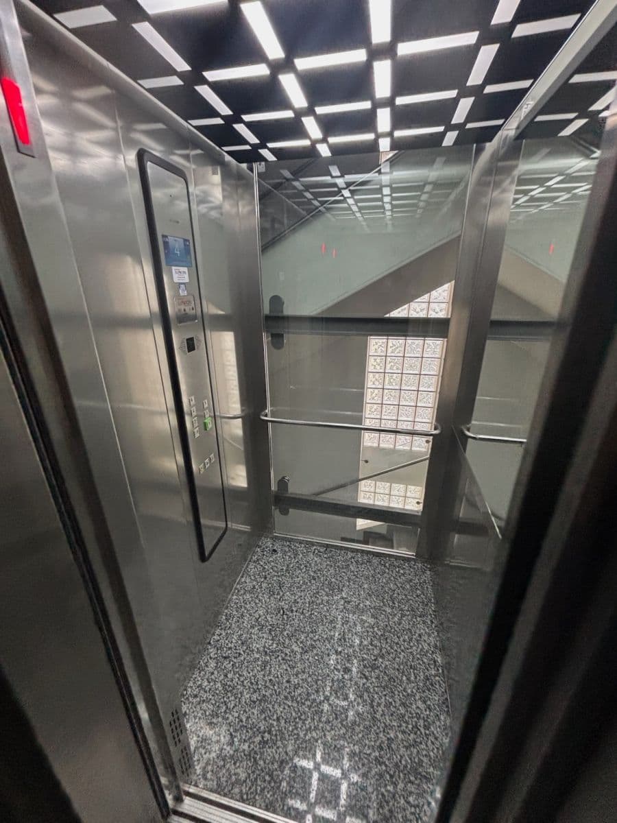 Prodej bytu 1+kk 36 m², Českomoravská, Praha, Praha Prodej bytu 1+kk 36 m², Českomoravská, Praha, Praha