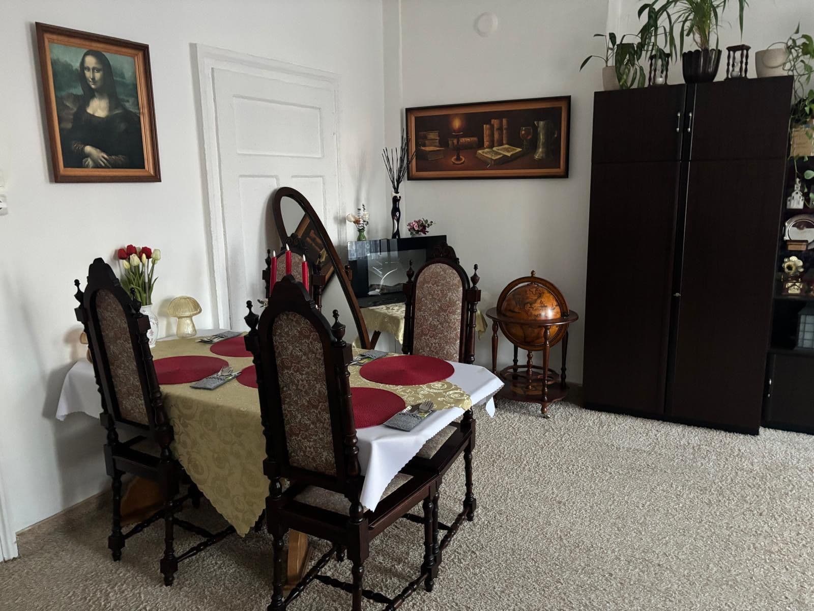 Pronájem bytu 3+1 76 m², T. G. Masaryka, Karlovy Vary, Karlovarský kraj Pronájem bytu 3+1 76 m², T. G. Masaryka, Karlovy Vary, Karlovarský kraj