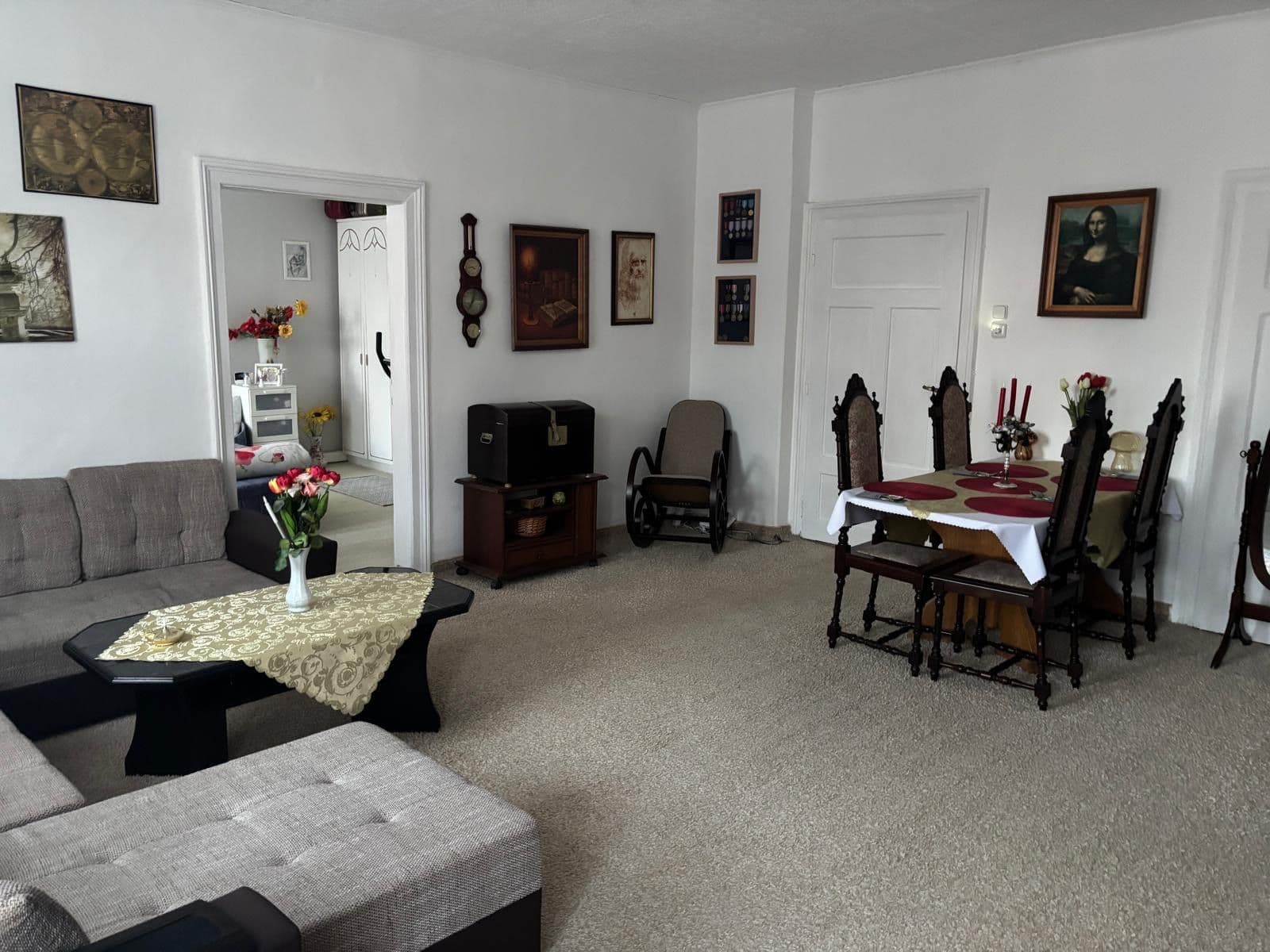 Pronájem bytu 3+1 76 m², T. G. Masaryka, Karlovy Vary, Karlovarský kraj Pronájem bytu 3+1 76 m², T. G. Masaryka, Karlovy Vary, Karlovarský kraj