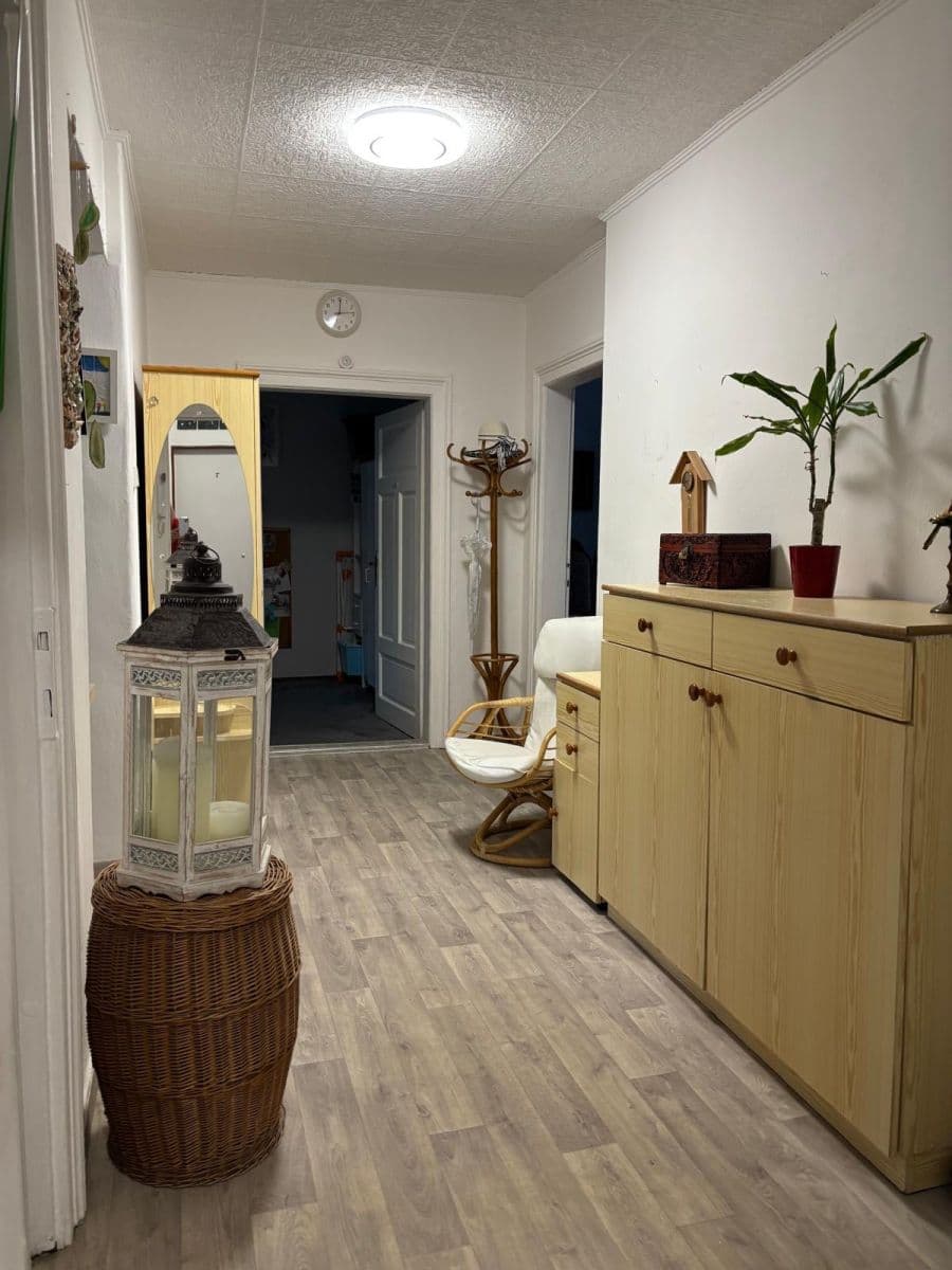 Pronájem bytu 3+1 76 m², T. G. Masaryka, Karlovy Vary, Karlovarský kraj Pronájem bytu 3+1 76 m², T. G. Masaryka, Karlovy Vary, Karlovarský kraj