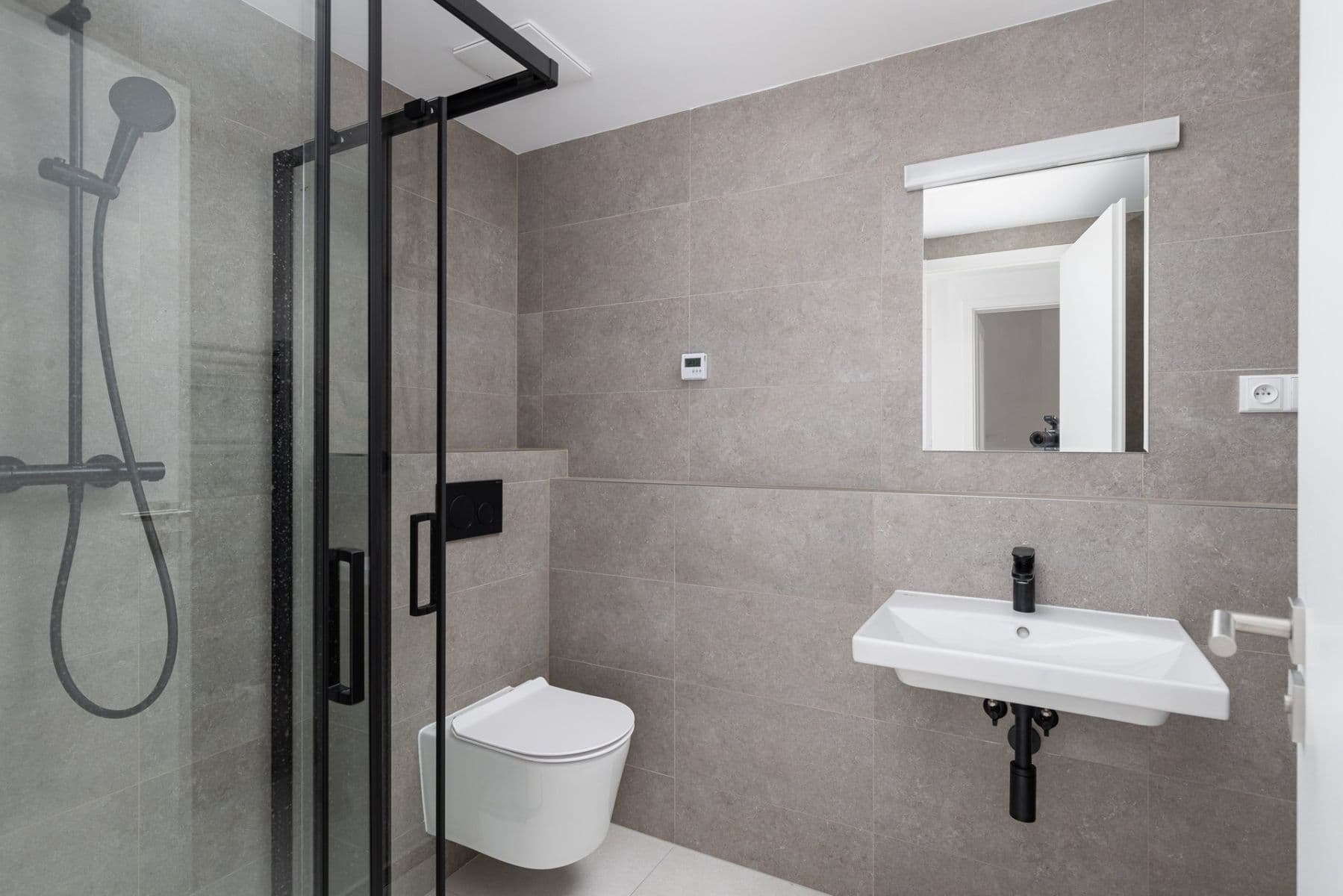 Pronájem bytu 2+kk 49 m², Křižíkova, Praha, Praha Pronájem bytu 2+kk 49 m², Křižíkova, Praha, Praha