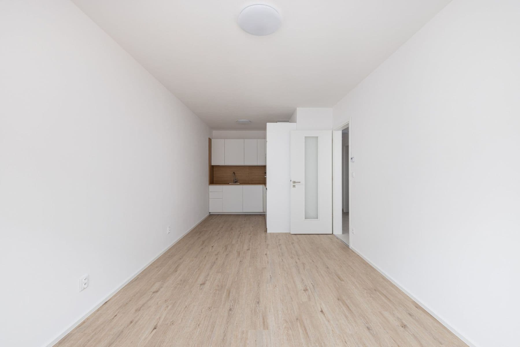 Pronájem bytu 2+kk 49 m², Křižíkova, Praha, Praha Pronájem bytu 2+kk 49 m², Křižíkova, Praha, Praha