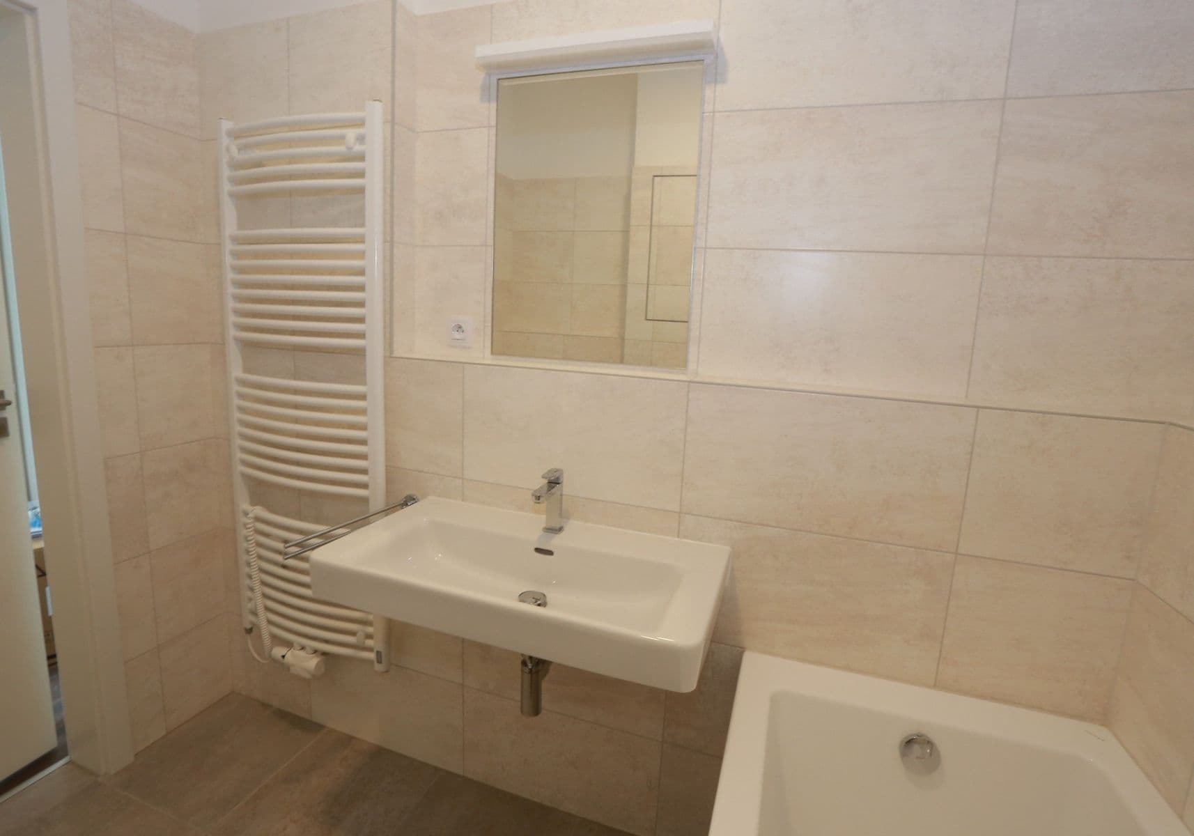 Pronájem bytu 2+kk 57 m², U Mlýnského kanálu, Praha, Praha Pronájem bytu 2+kk 57 m², U Mlýnského kanálu, Praha, Praha