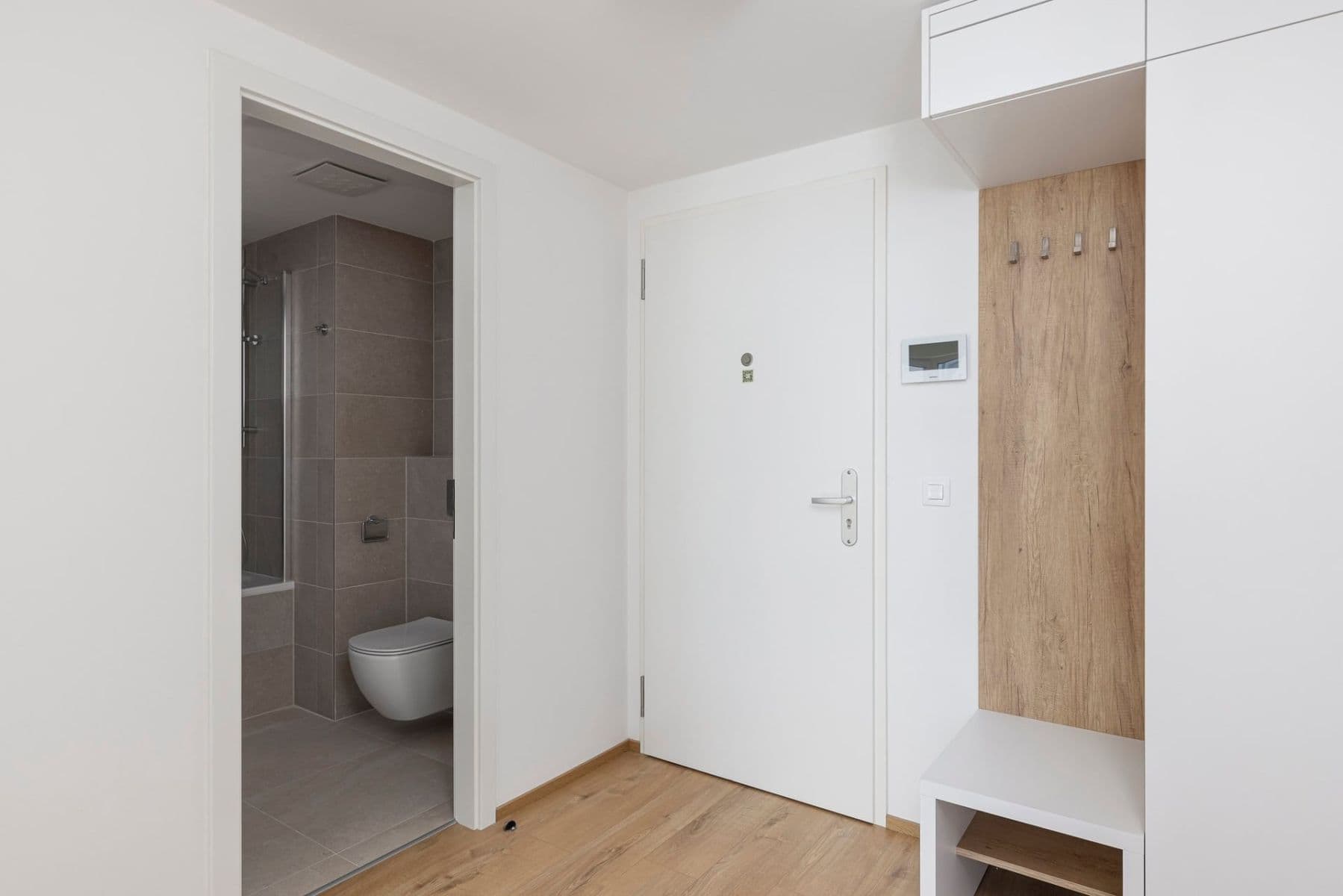 Pronájem bytu 2+kk 56 m², Nebřenická, Praha, Praha Pronájem bytu 2+kk 56 m², Nebřenická, Praha, Praha