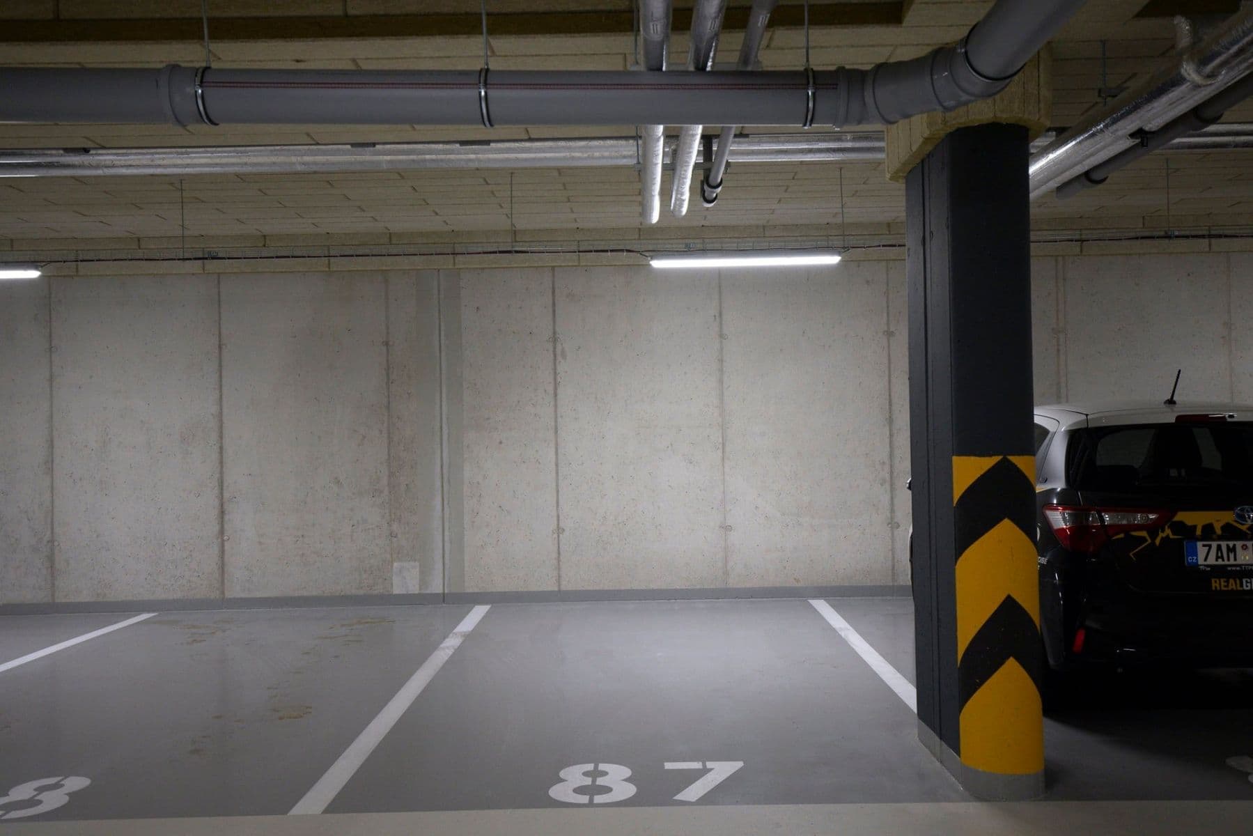 Pronájem bytu 2+kk 56 m², Nebřenická, Praha, Praha Pronájem bytu 2+kk 56 m², Nebřenická, Praha, Praha