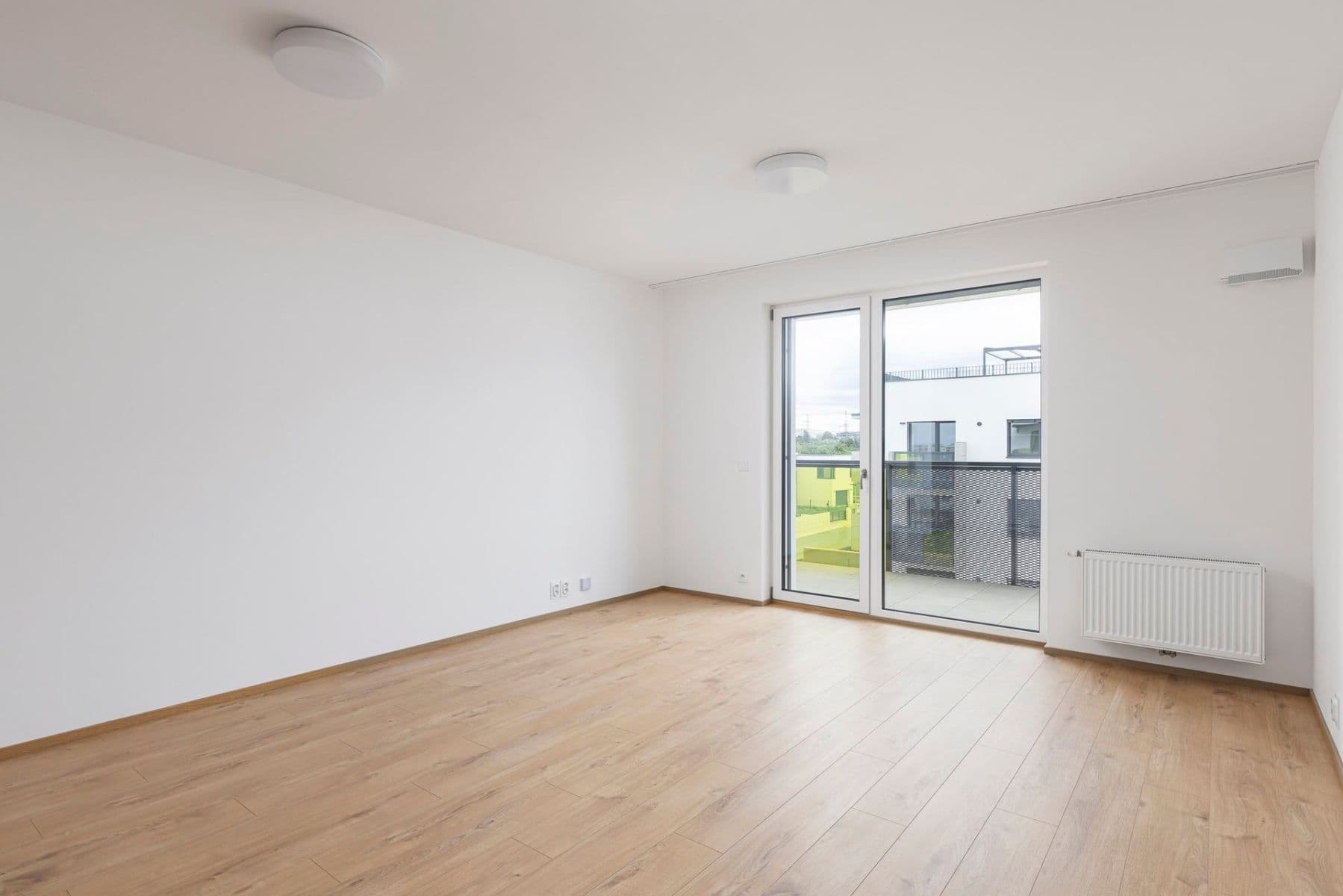 Pronájem bytu 2+kk 56 m², Nebřenická, Praha, Praha Pronájem bytu 2+kk 56 m², Nebřenická, Praha, Praha