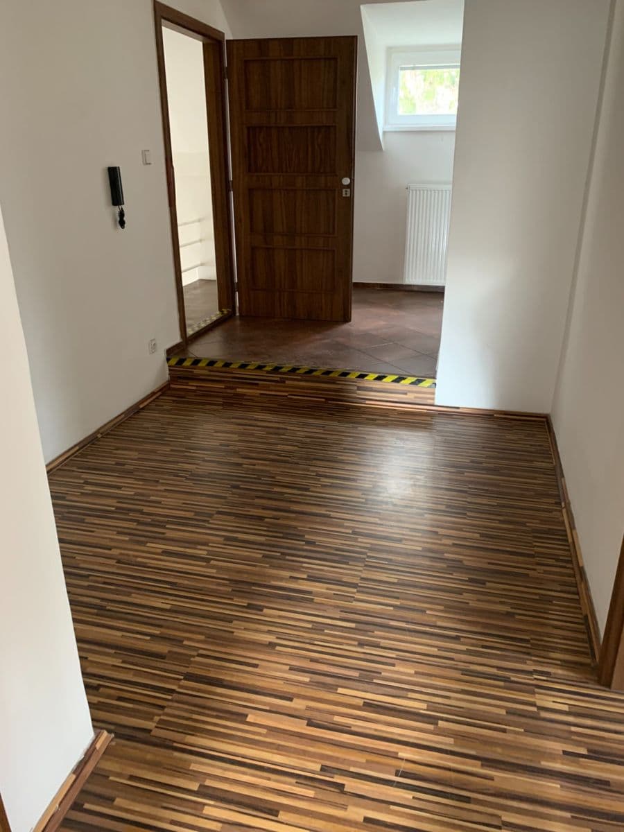 Pronájem bytu 2+kk 86 m², Jeremenkova, Praha, Praha Pronájem bytu 2+kk 86 m², Jeremenkova, Praha, Praha