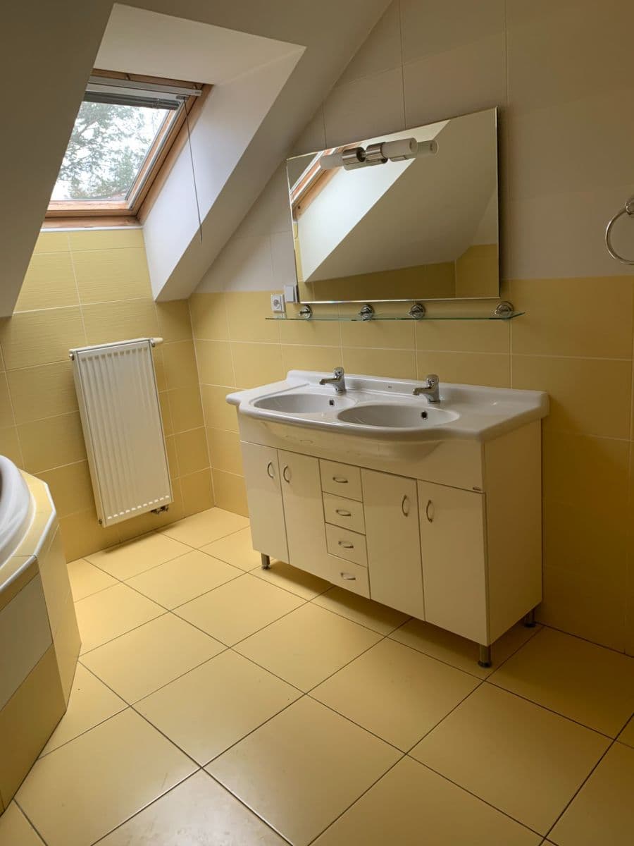 Pronájem bytu 2+kk 86 m², Jeremenkova, Praha, Praha Pronájem bytu 2+kk 86 m², Jeremenkova, Praha, Praha