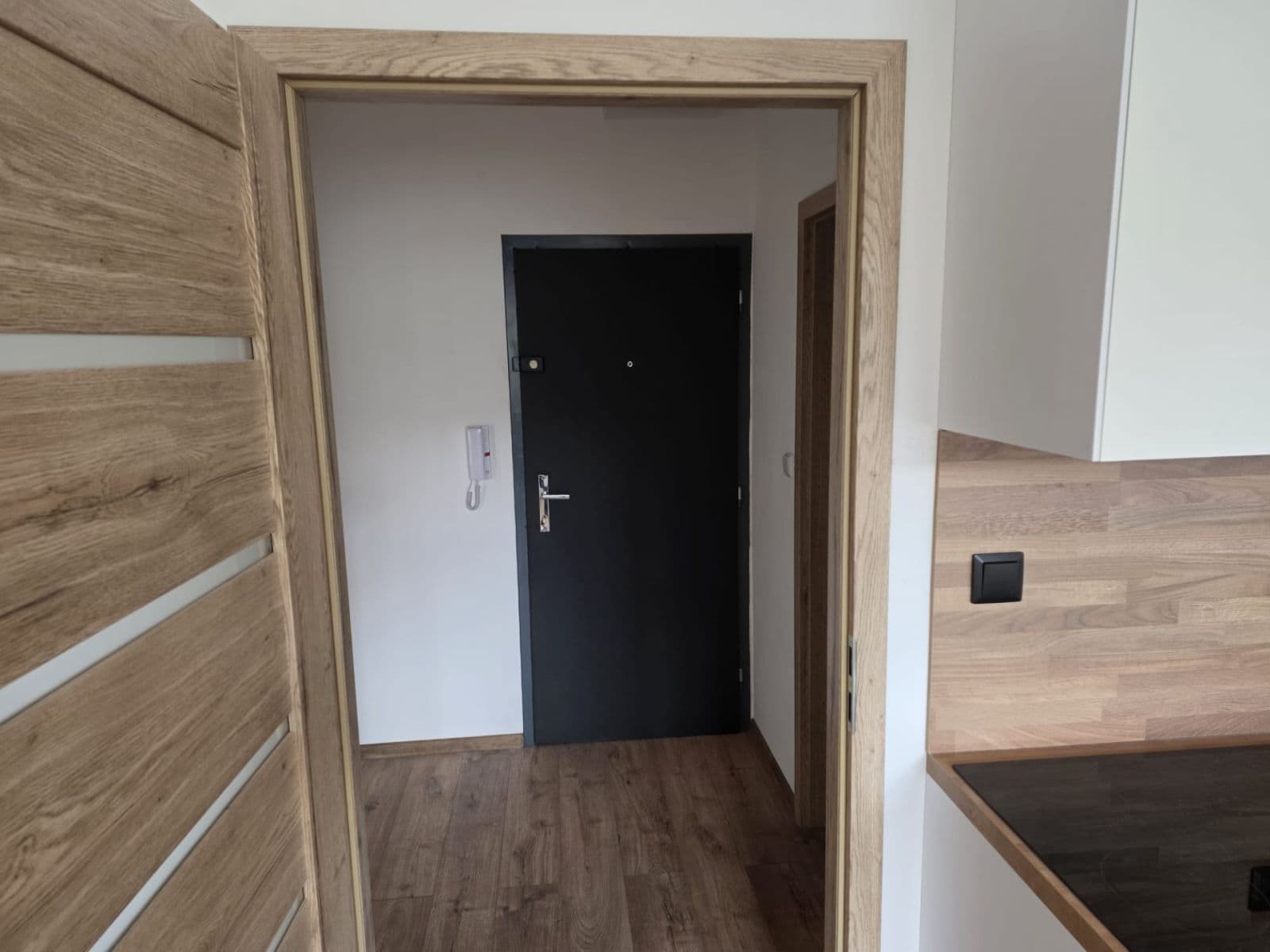 Pronájem bytu 2+kk 43 m², Brandtova, Ústí nad Labem, Ústecký kraj Pronájem bytu 2+kk 43 m², Brandtova, Ústí nad Labem, Ústecký kraj