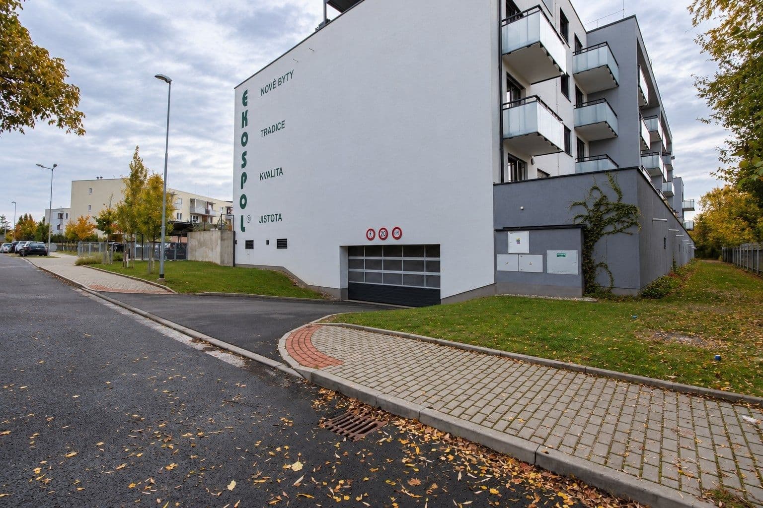 Pronájem bytu 1+kk 30 m², Františka Diviše, Praha, Praha Pronájem bytu 1+kk 30 m², Františka Diviše, Praha, Praha
