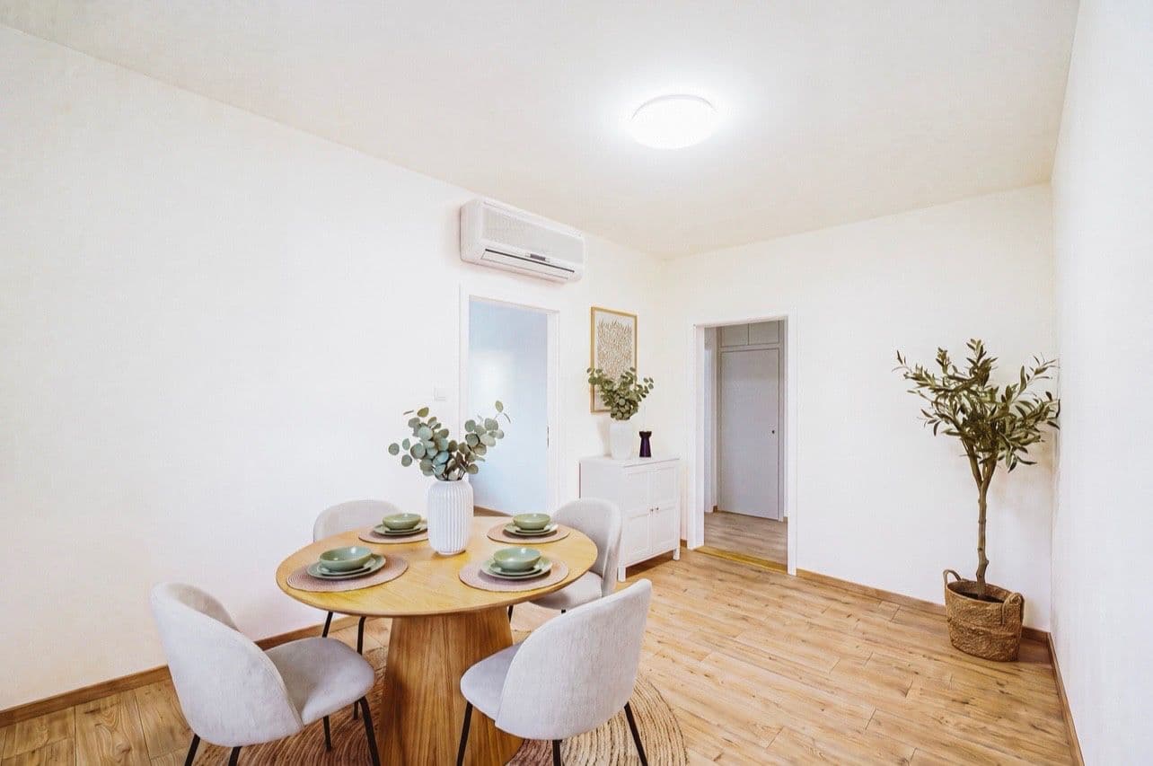 Prodej bytu 4+1 72 m², Družební, Olomouc, Olomoucký kraj Prodej bytu 4+1 72 m², Družební, Olomouc, Olomoucký kraj