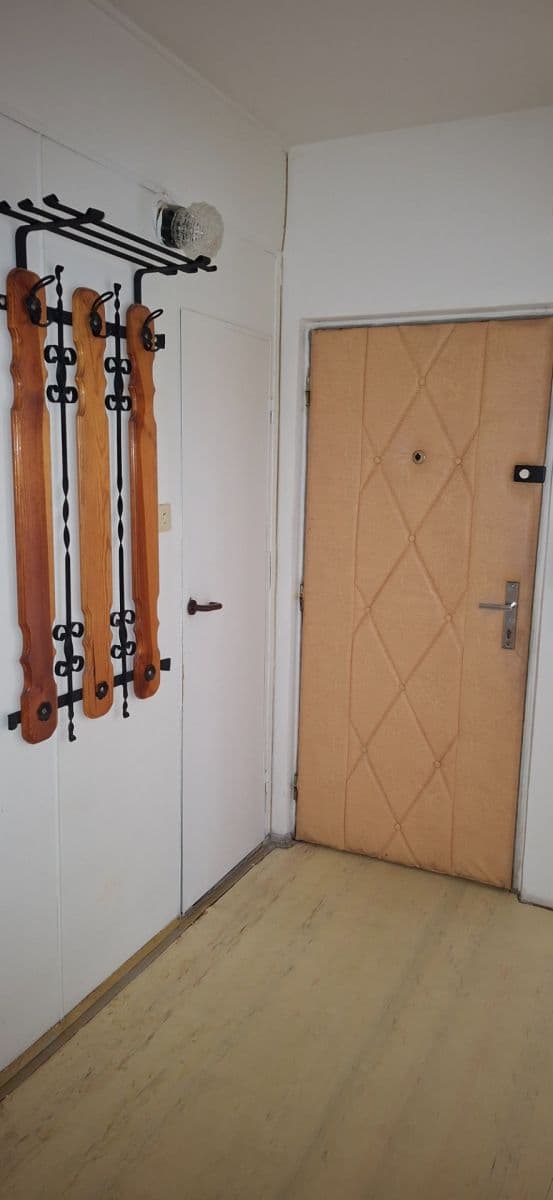 Pronájem bytu 2+1 56 m², Jar. Haška, Třebíč, Kraj Vysočina Pronájem bytu 2+1 56 m², Jar. Haška, Třebíč, Kraj Vysočina