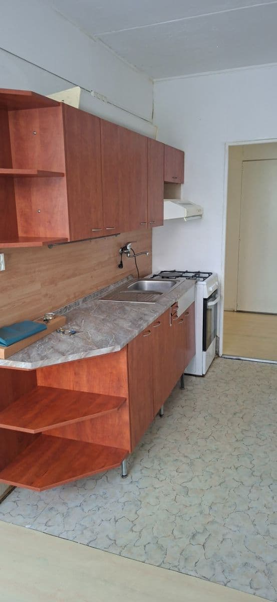 Pronájem bytu 2+1 56 m², Jar. Haška, Třebíč, Kraj Vysočina Pronájem bytu 2+1 56 m², Jar. Haška, Třebíč, Kraj Vysočina