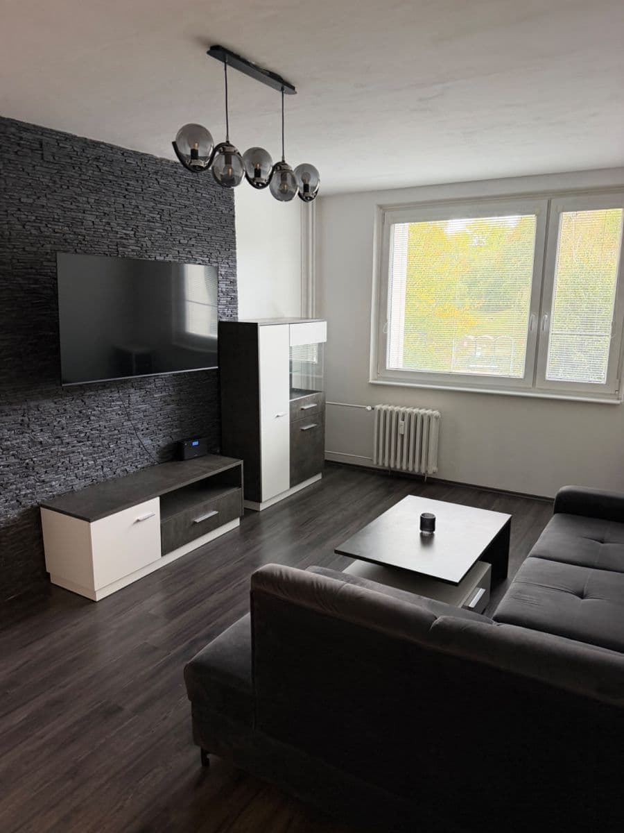 Pronájem bytu 3+1 75 m², Na Šancích, Chrudim, Pardubický kraj Pronájem bytu 3+1 75 m², Na Šancích, Chrudim, Pardubický kraj