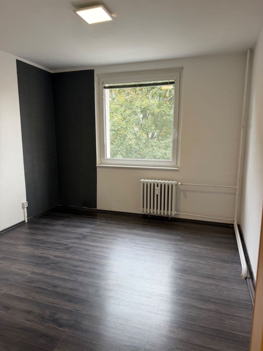 Pronájem bytu 3+1 75 m², Na Šancích, Chrudim, Pardubický kraj Pronájem bytu 3+1 75 m², Na Šancích, Chrudim, Pardubický kraj