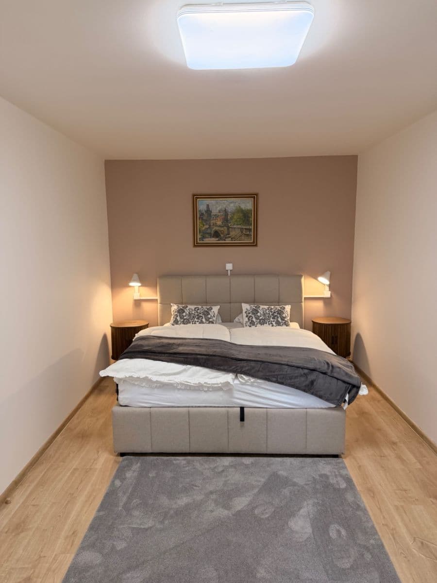 Pronájem bytu 2+kk 50 m², Jáchymovská, Karlovy Vary, Karlovarský kraj Pronájem bytu 2+kk 50 m², Jáchymovská, Karlovy Vary, Karlovarský kraj