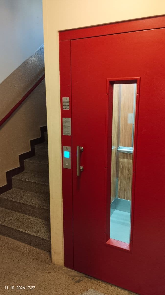 Pronájem bytu 1+kk 23 m², Horolezecká, Praha, Praha Pronájem bytu 1+kk 23 m², Horolezecká, Praha, Praha