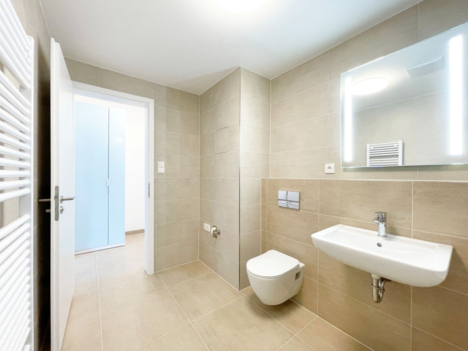 Pronájem bytu 1+kk 32 m², Olgy Havlové, Praha, Praha Pronájem bytu 1+kk 32 m², Olgy Havlové, Praha, Praha