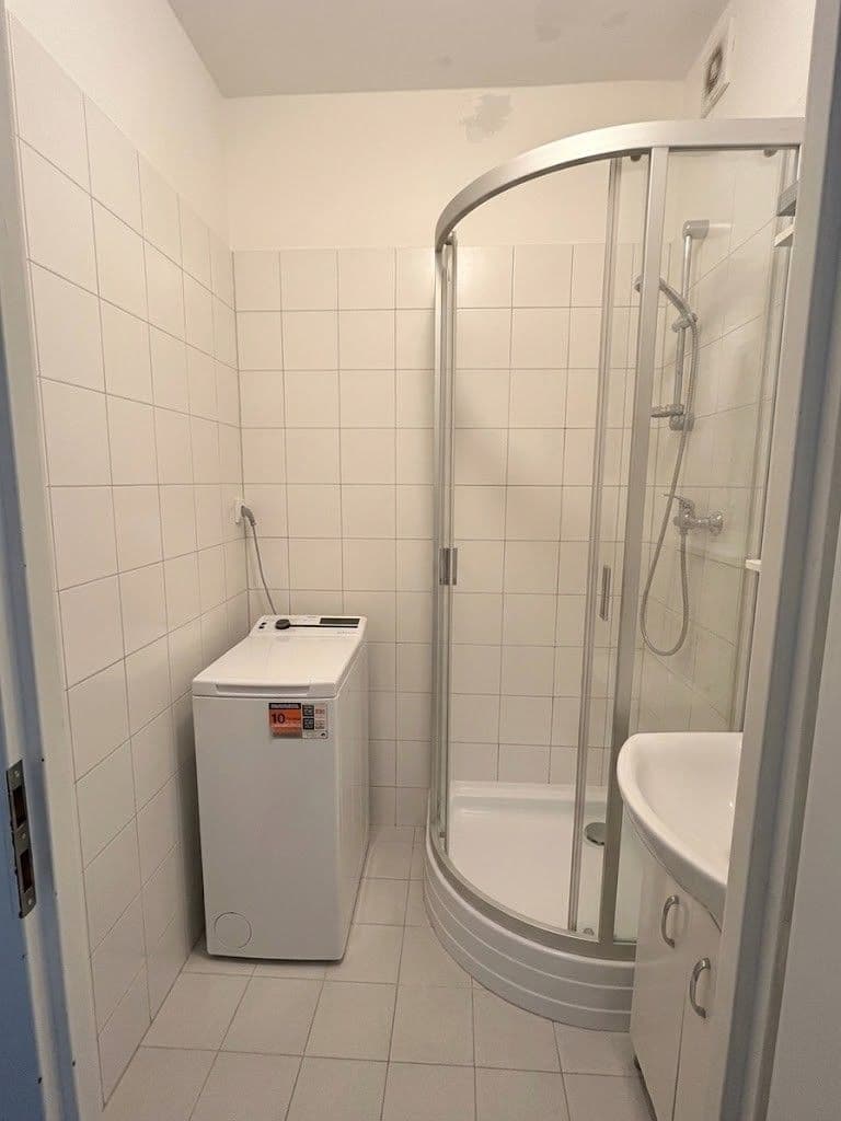 Prodej bytu 3+1 72 m², Křenova, Praha, Praha Prodej bytu 3+1 72 m², Křenova, Praha, Praha