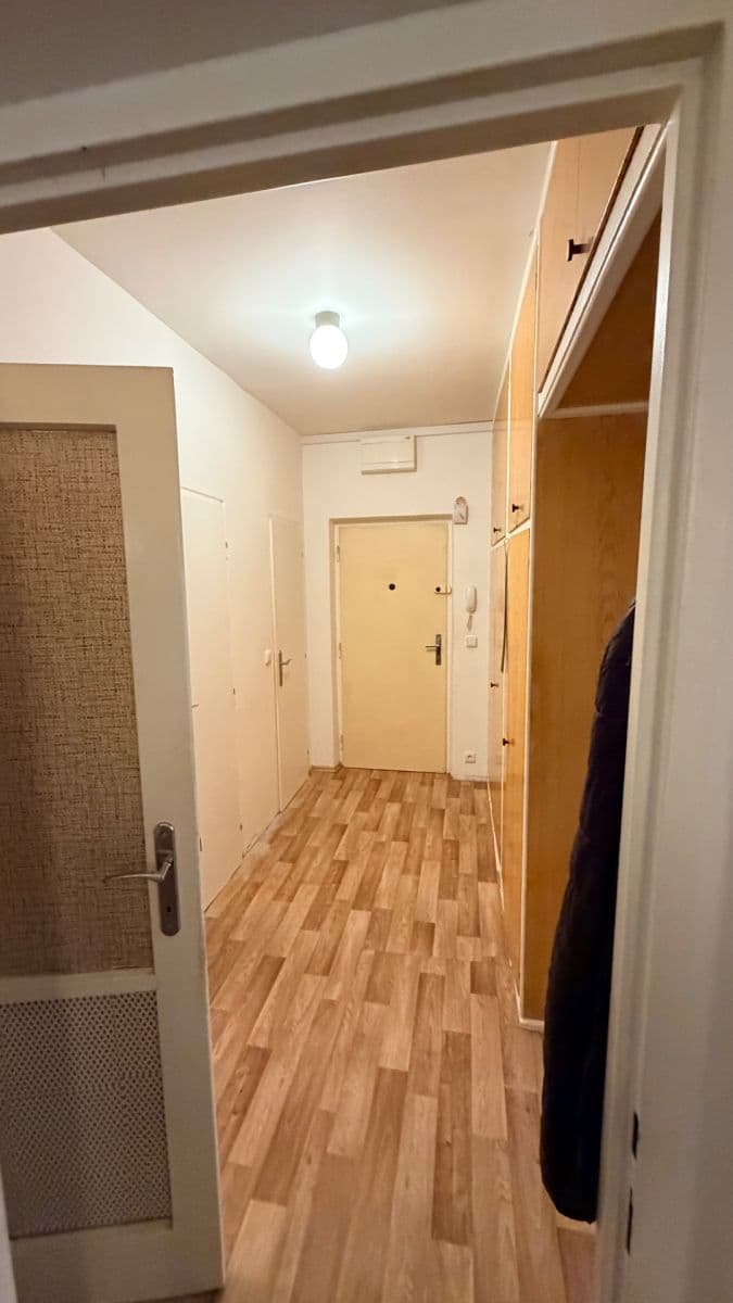Prodej bytu 3+1 72 m², Křenova, Praha, Praha Prodej bytu 3+1 72 m², Křenova, Praha, Praha