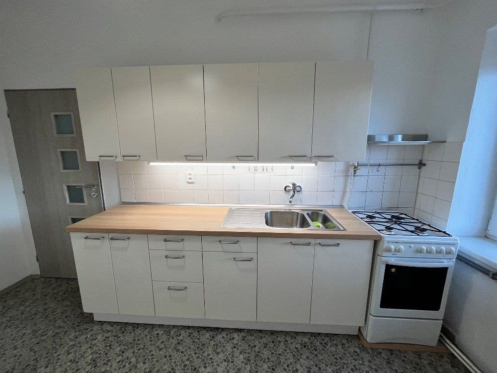 Pronájem bytu 1+1 35 m², Kalouskova, Rousínov, Jihomoravský kraj Pronájem bytu 1+1 35 m², Kalouskova, Rousínov, Jihomoravský kraj