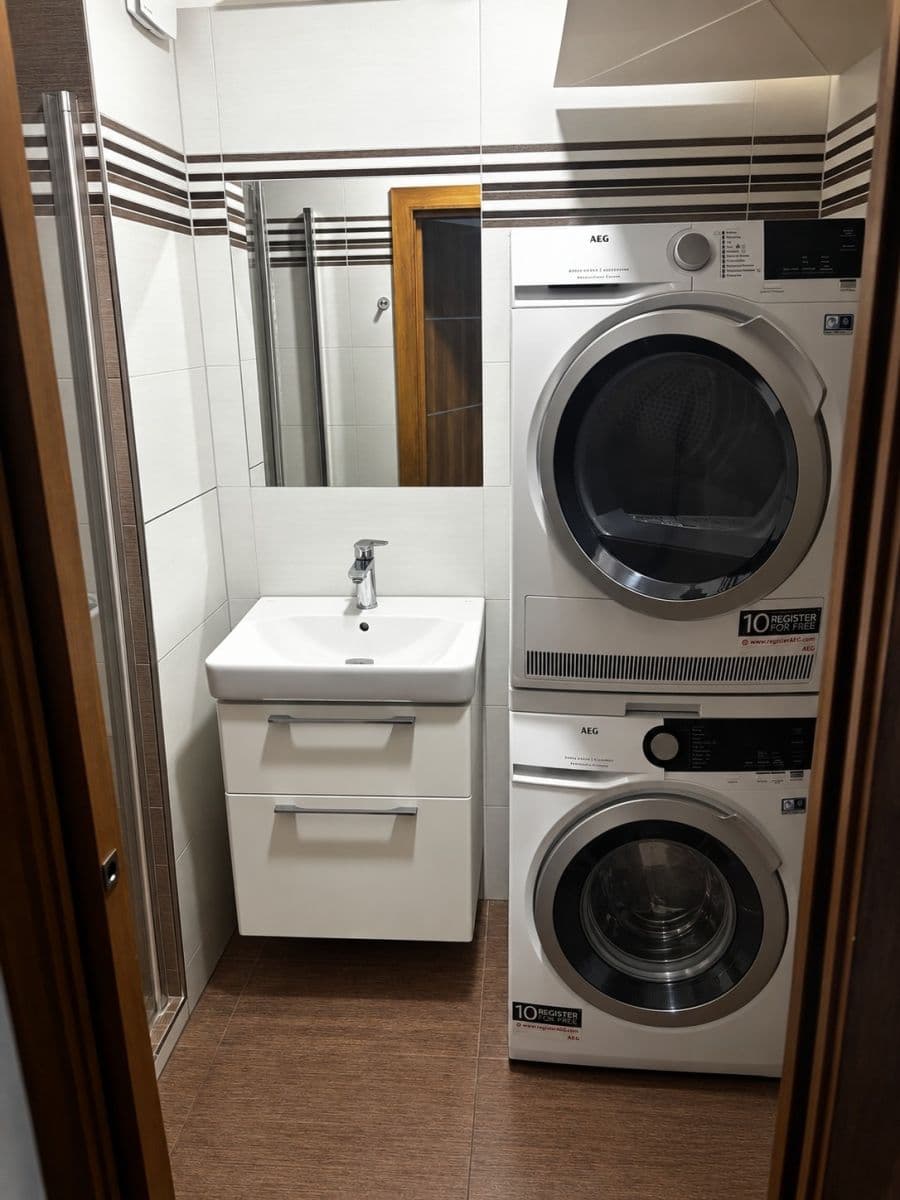Pronájem bytu 2+kk 50 m², Rybářská, Brno, Jihomoravský kraj Pronájem bytu 2+kk 50 m², Rybářská, Brno, Jihomoravský kraj