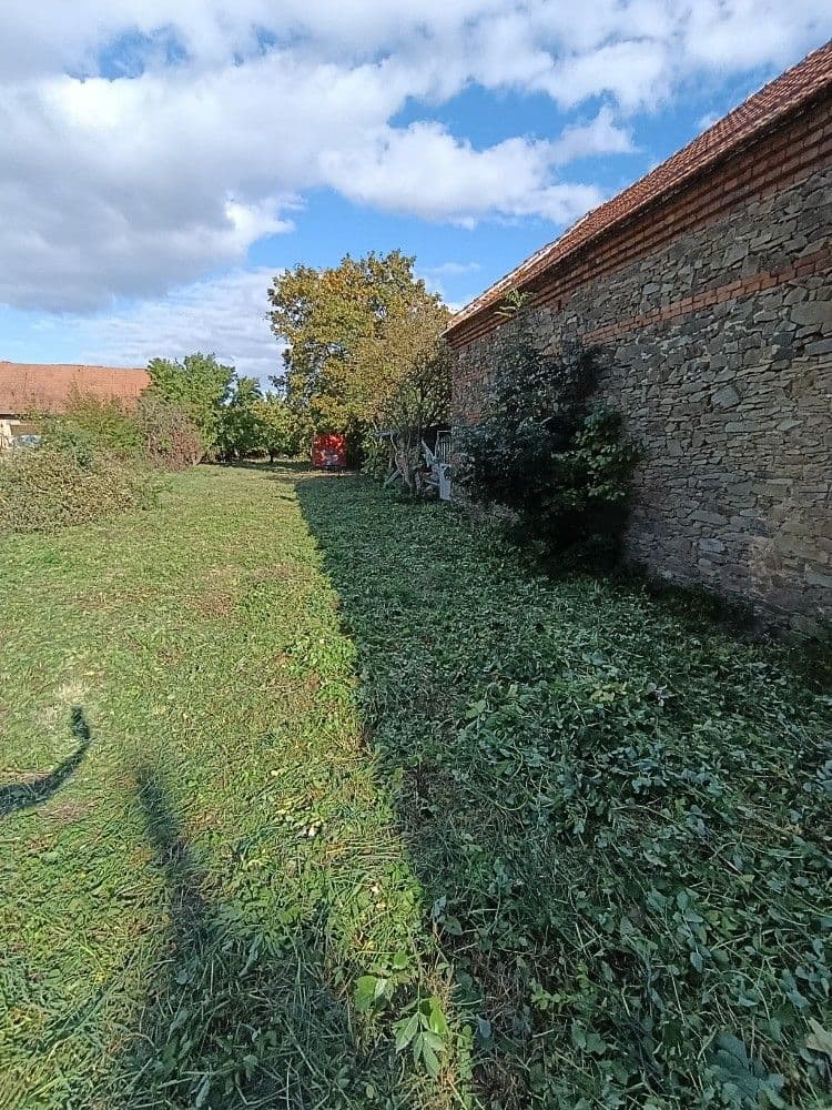 Prodej pozemku 1.232 m², Hluchov, Olomoucký kraj Prodej pozemku 1.232 m², Hluchov, Olomoucký kraj
