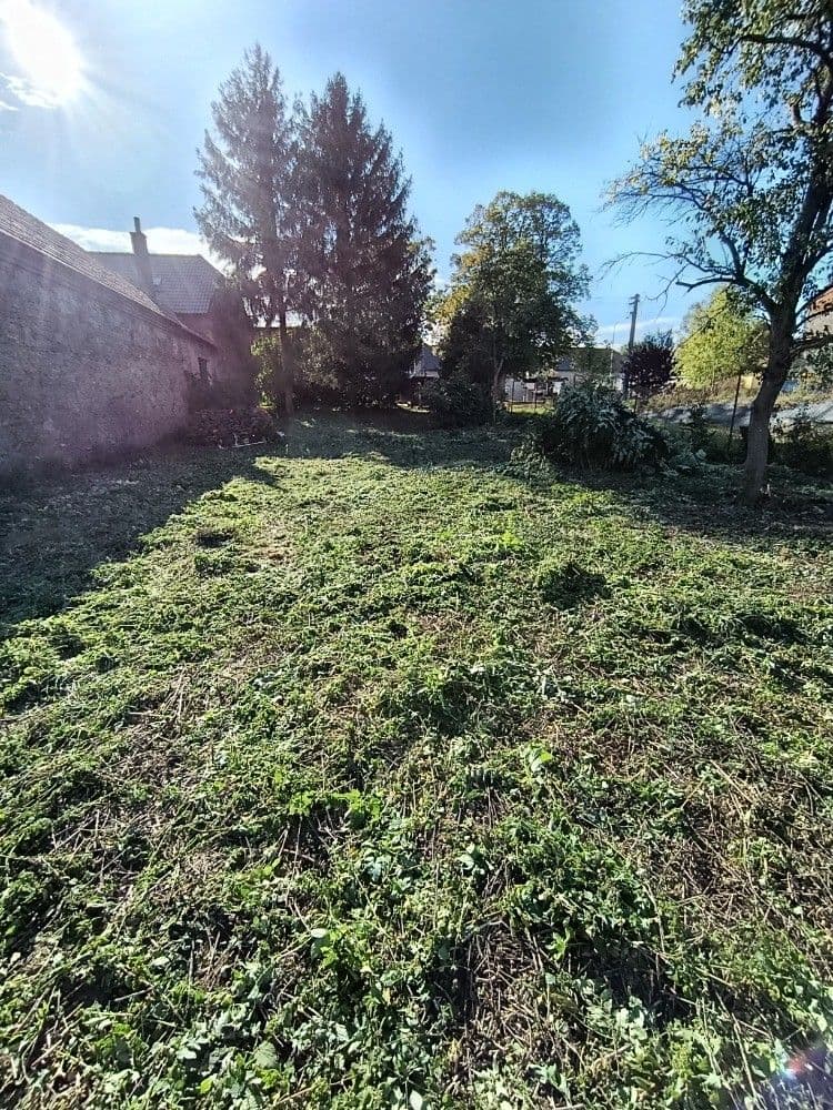 Prodej pozemku 1.232 m², Hluchov, Olomoucký kraj Prodej pozemku 1.232 m², Hluchov, Olomoucký kraj