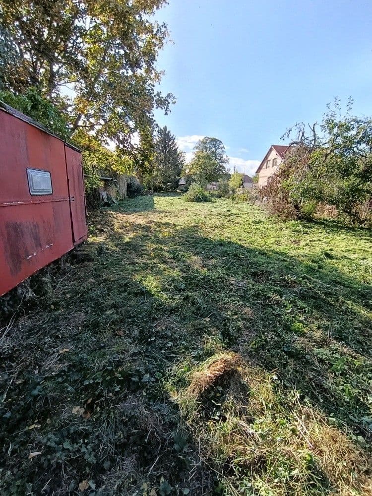 Prodej pozemku 1.232 m², Hluchov, Olomoucký kraj Prodej pozemku 1.232 m², Hluchov, Olomoucký kraj