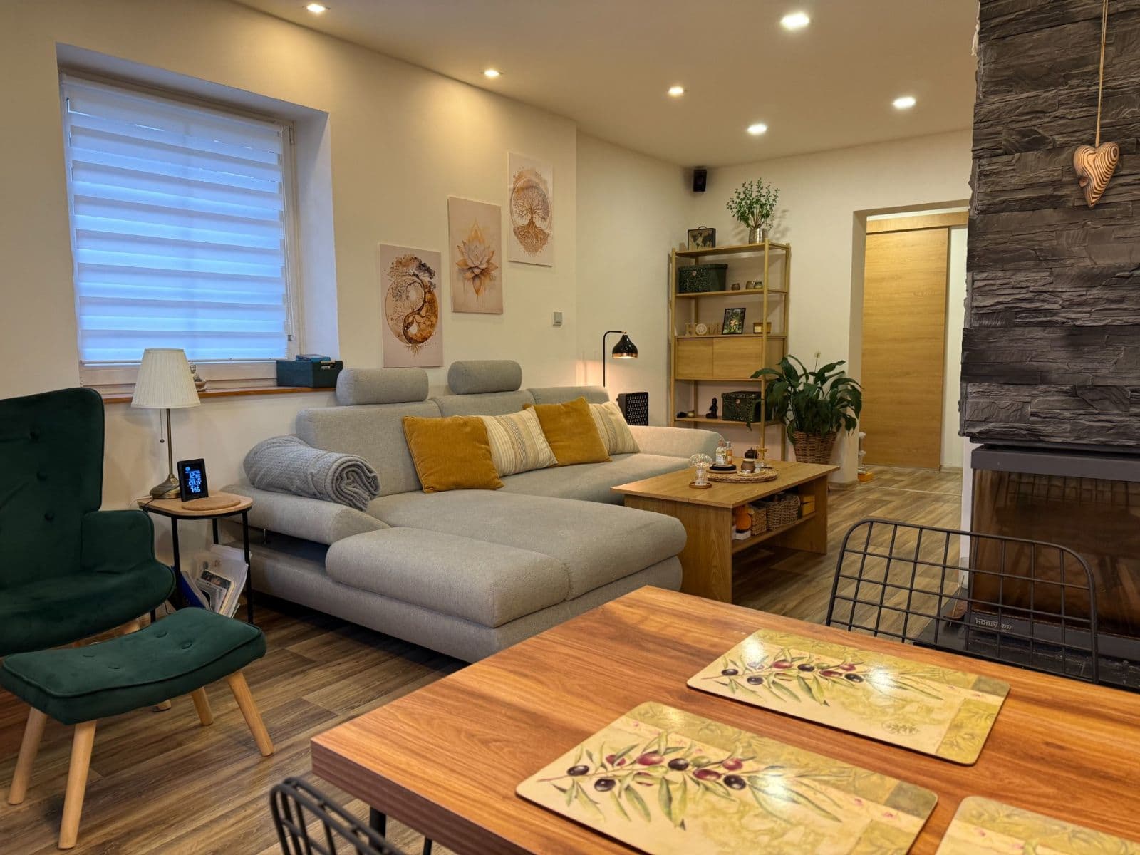 Pronájem domu 105 m², pozemek 550 m², Kamenická, Zákupy, Liberecký kraj Pronájem domu 105 m², pozemek 550 m², Kamenická, Zákupy, Liberecký kraj